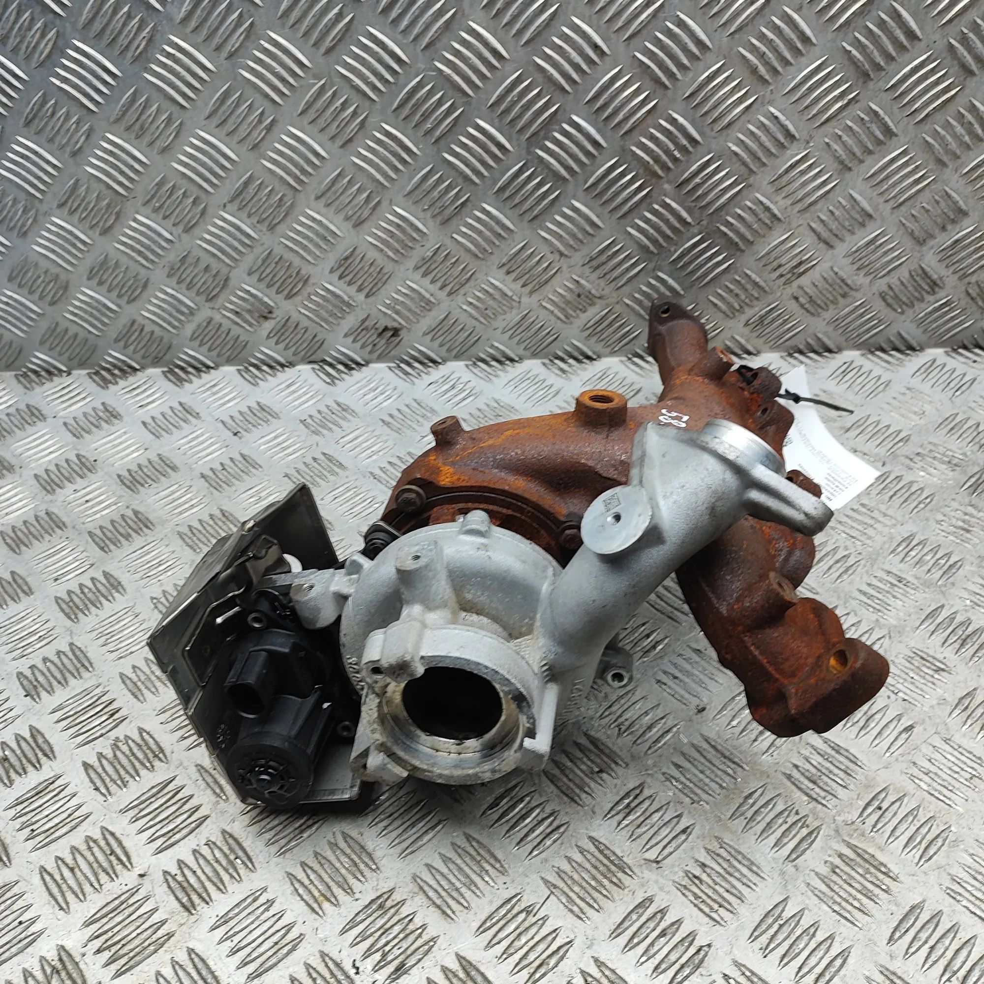 Volkswagen Crafter Turbocharger 40005906, 06e253022a, 40006821 Turbocharger VW ...