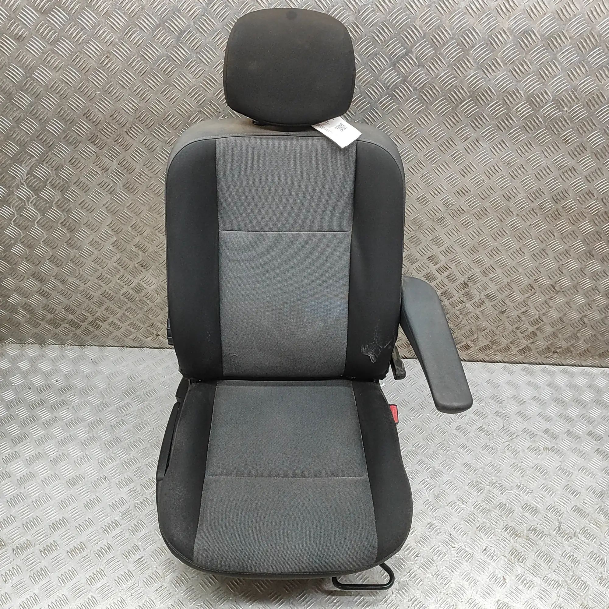 Renault Master Front Right Seat 873116614R, 876110601R, 861017008R Front Right ...