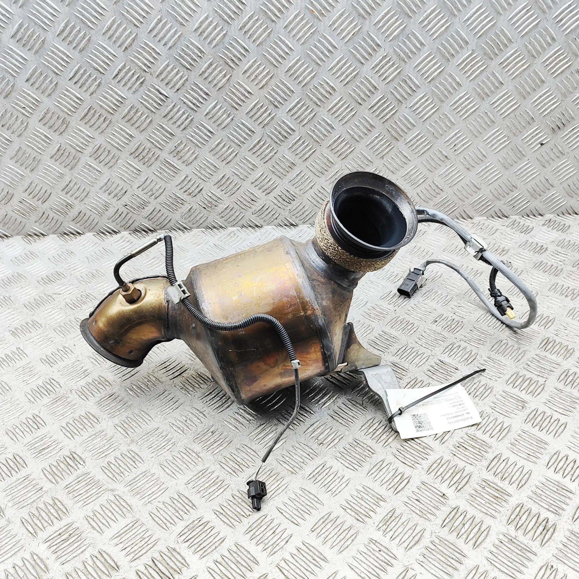 Mercedes-Benz A (W176) Catalyst Converter A2054901500 Catalyst Converter MERCEDES-BENZ C-...