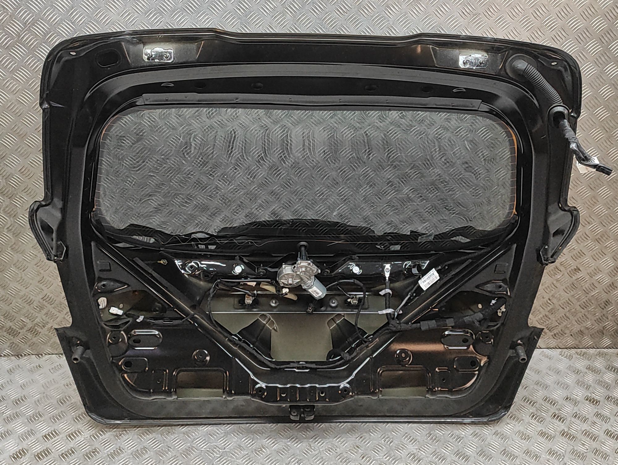 Nissan Juke Tailgate Bootlid K0100-6PAAC Tailgate Bootlid NISSAN JUKE (F16) ...