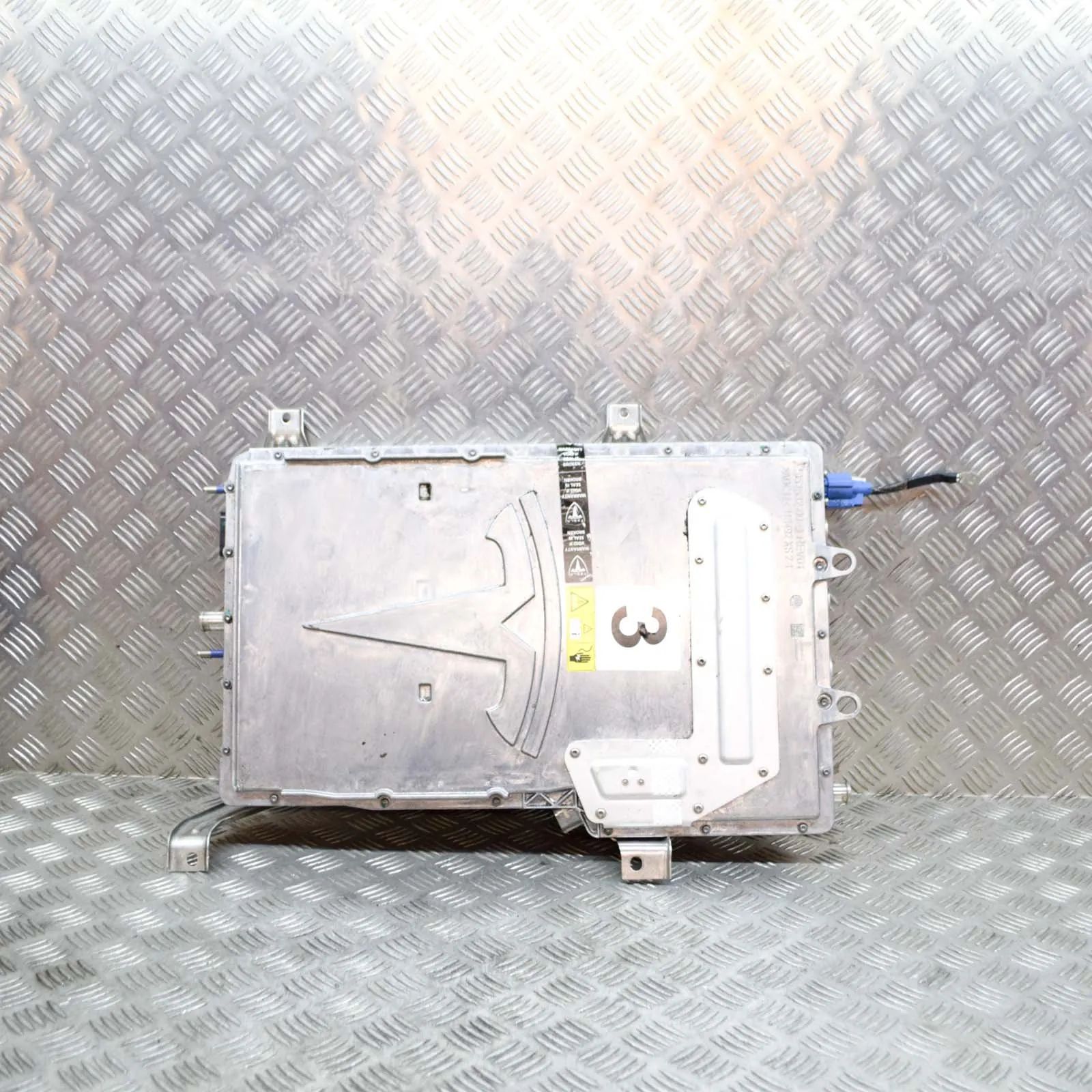 Tesla Model S Inverter 1038251-00-E, 1038248-00-F, 1052532-00-D, 10175...