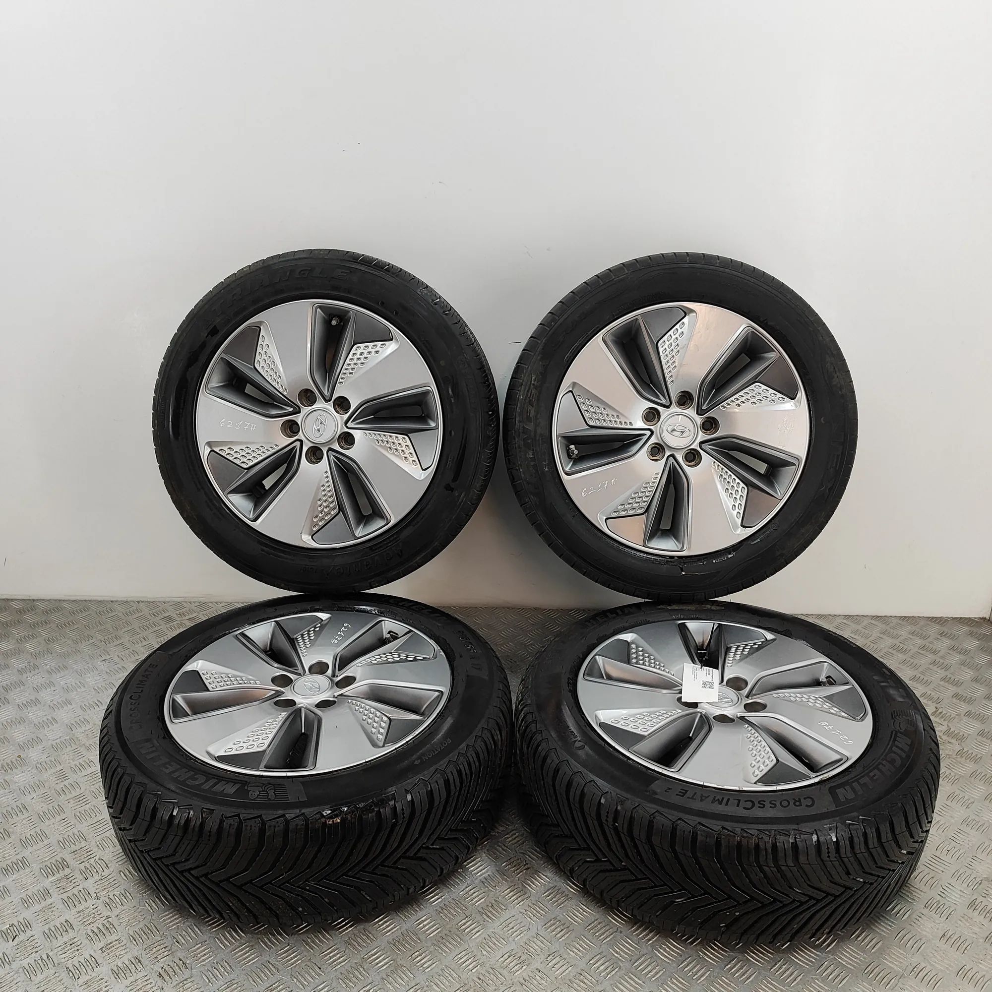 Hyundai Kona Alloy Wheel Set 52910-K4000 Alloy Wheel Set HYUNDAI KONA (2017-...