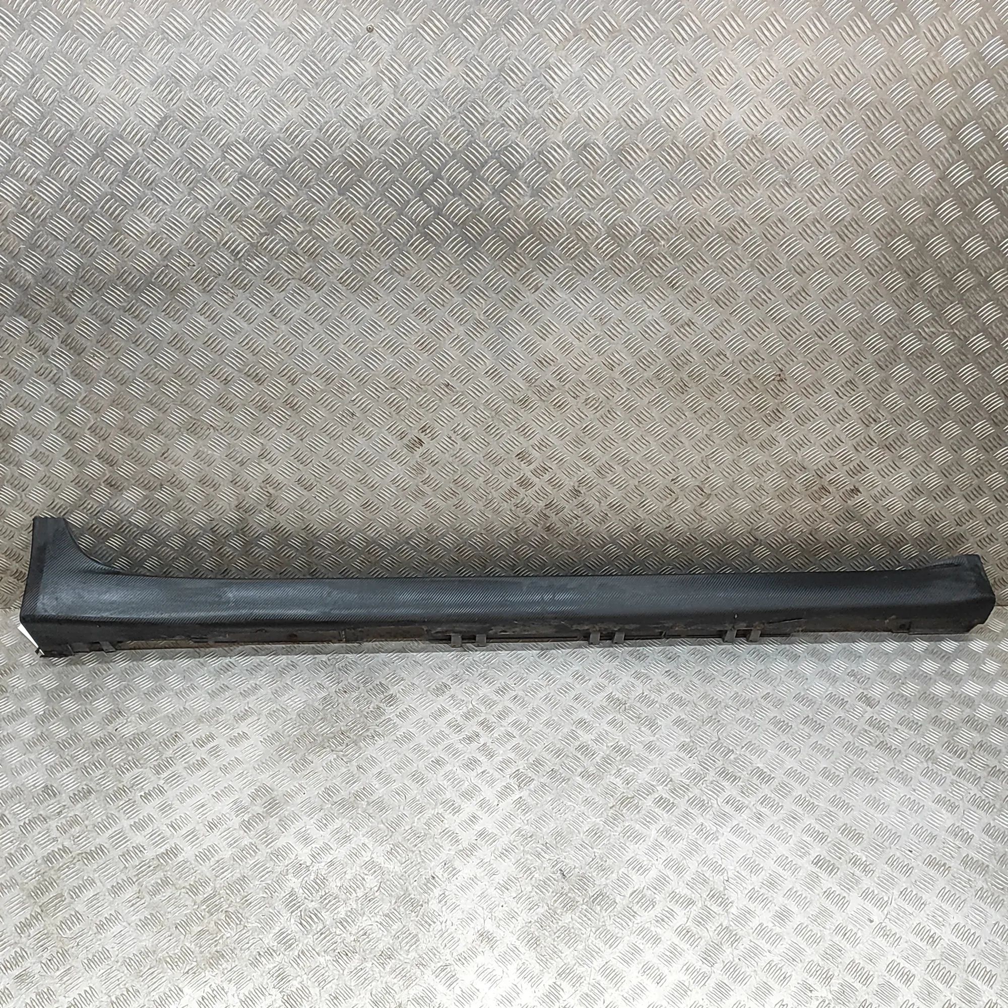 Mitsubishi Lancer Right Side Plastic Sideskirt Cover 6512A161 Right Side Plastic Sideskirt Cover MIT...