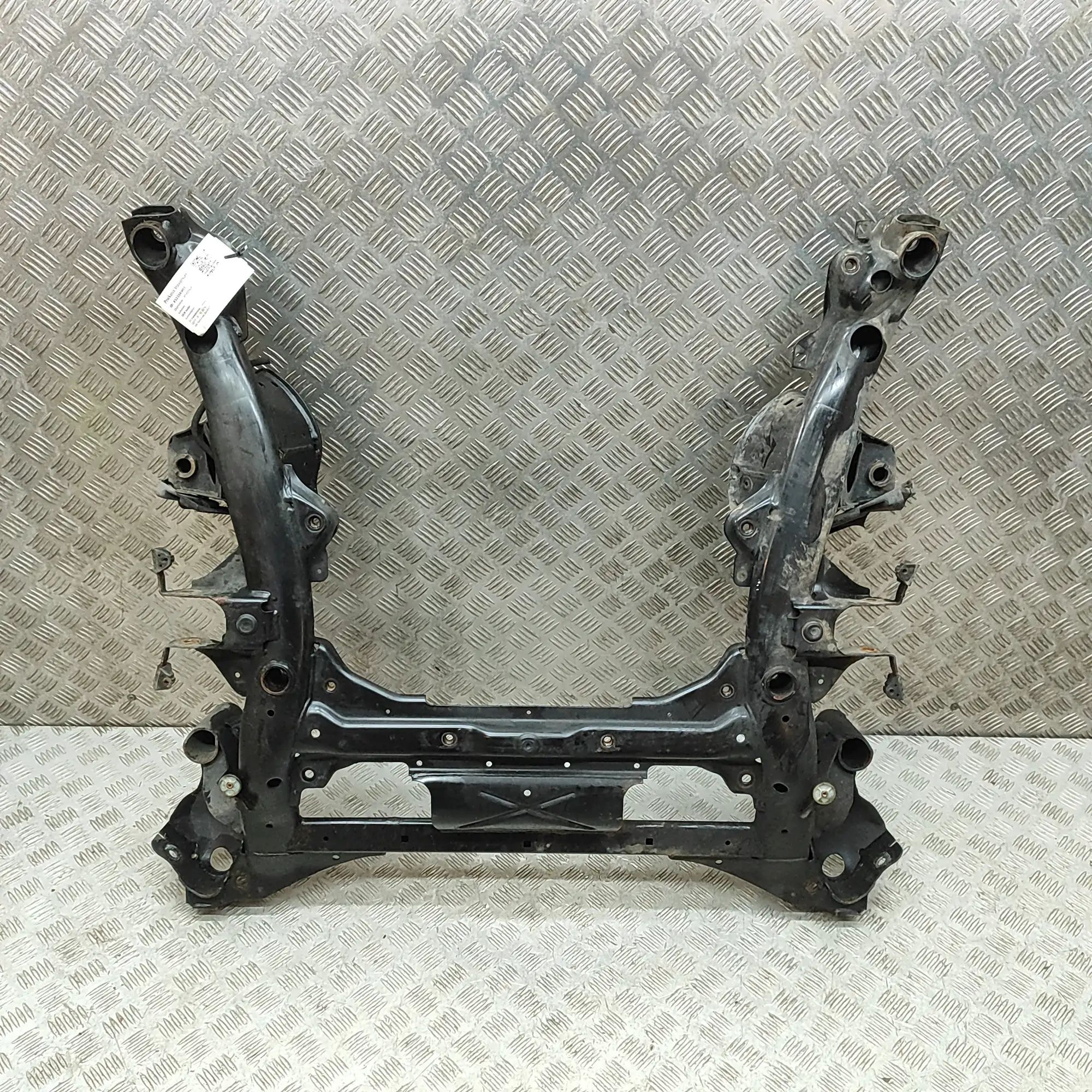BMW 3 (F30 / F31) Front subframe 6872121 Front Subframe BMW 3 SERIES (F30, F80) ...