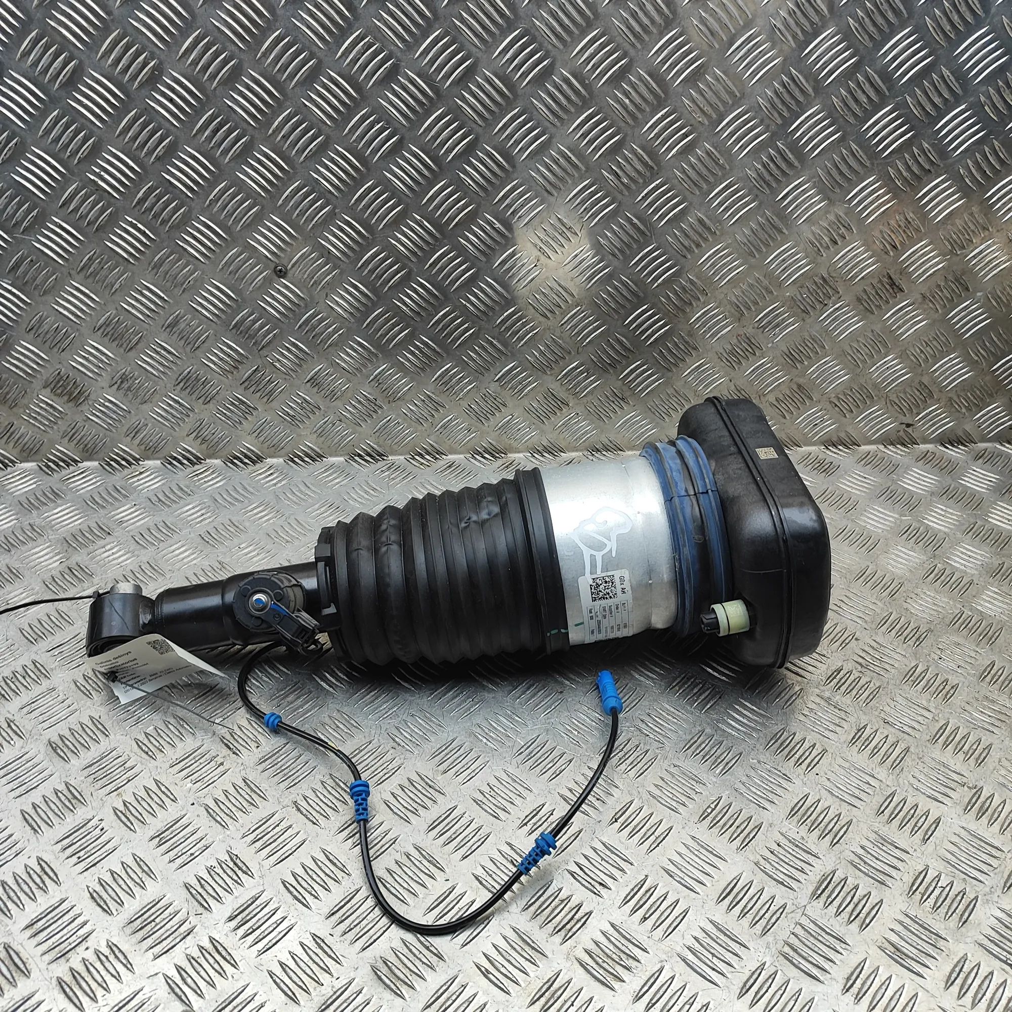 BMW X5 (G05) Rear Right Air Shock Absorber 78315615, HH-AR0113-006, HH-AR0113-310, G07H38N...