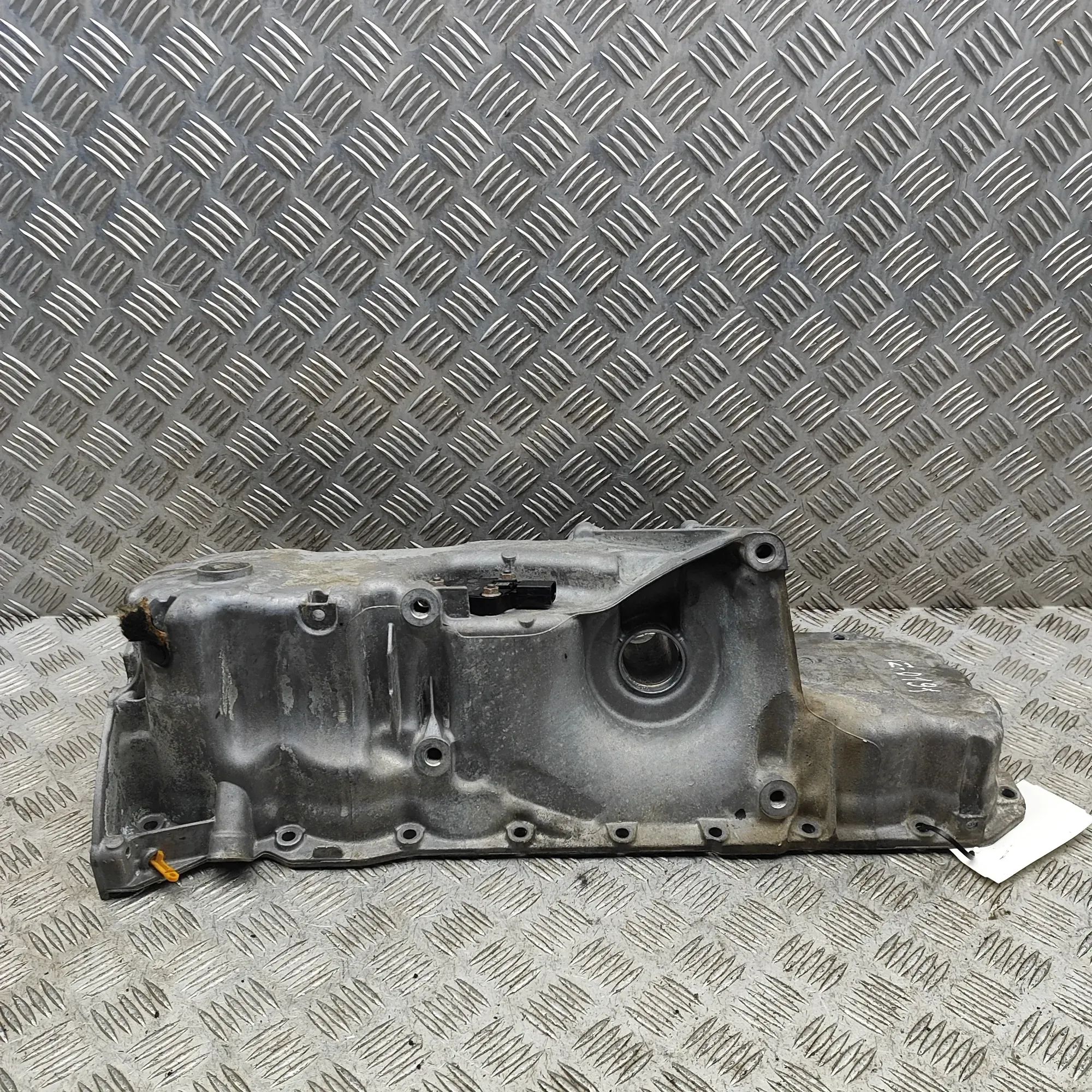 BMW 7 (G11 / G12) Engine Oil Pan 8638755, 14341610, 8588635 Engine Oil Pan BMW 7...