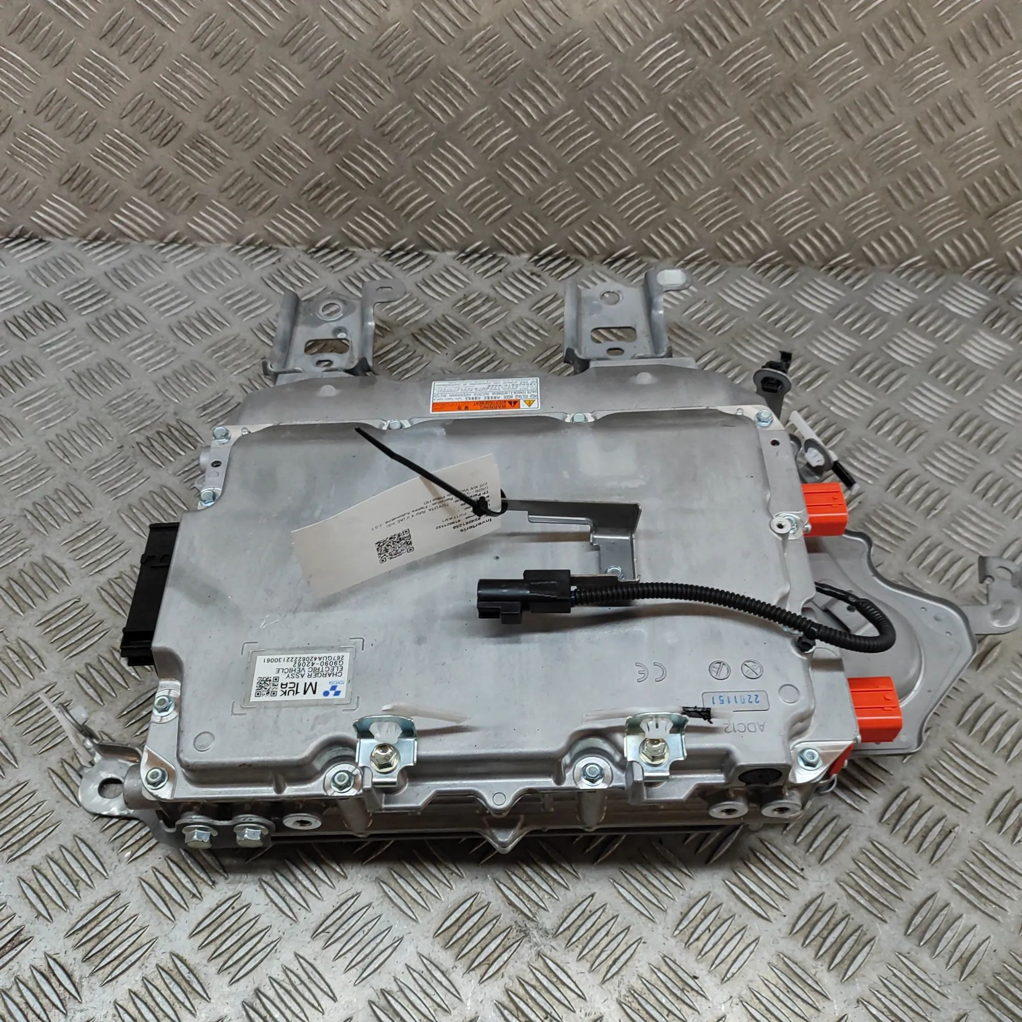 Toyota RAV4 (XA50) Inverter G9090-42062 Inverter TOYOTA RAV (4 V XA50) (201...