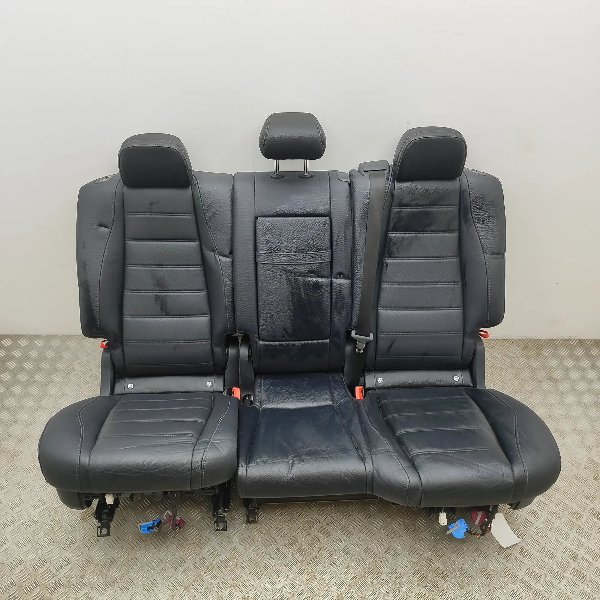 Mercedes-Benz GLE (W167) Takapenkki A1679206212, A1679300902, A1679200313 Rear Seat...