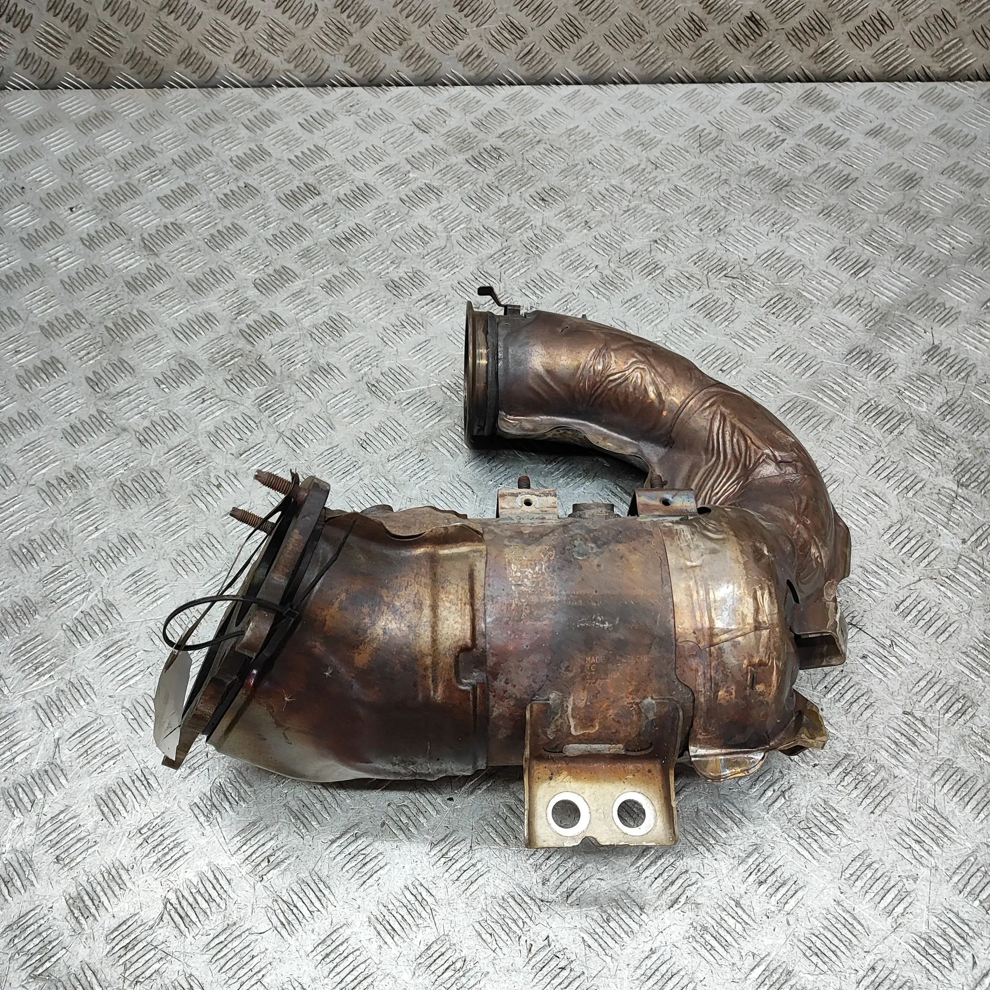 Volvo XC90 Catalyst Converter 32225841 Catalyst Converter VOLVO XC90 (II) (20...
