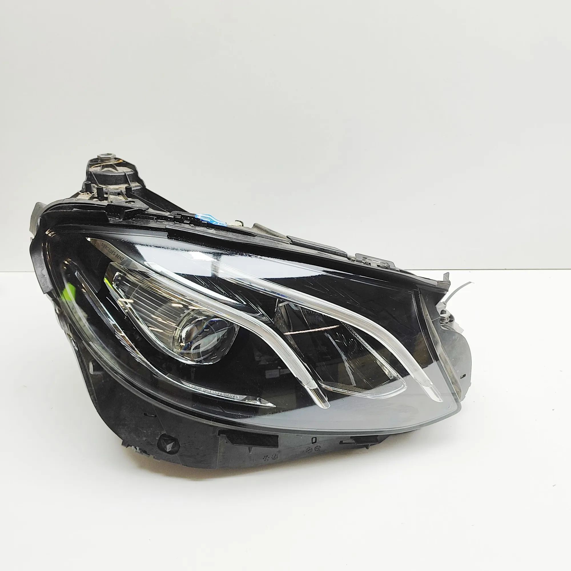 Mercedes-Benz A (W176) Front Right Headlight A2139066801 Front Right Headlight MERCEDES-BENZ...