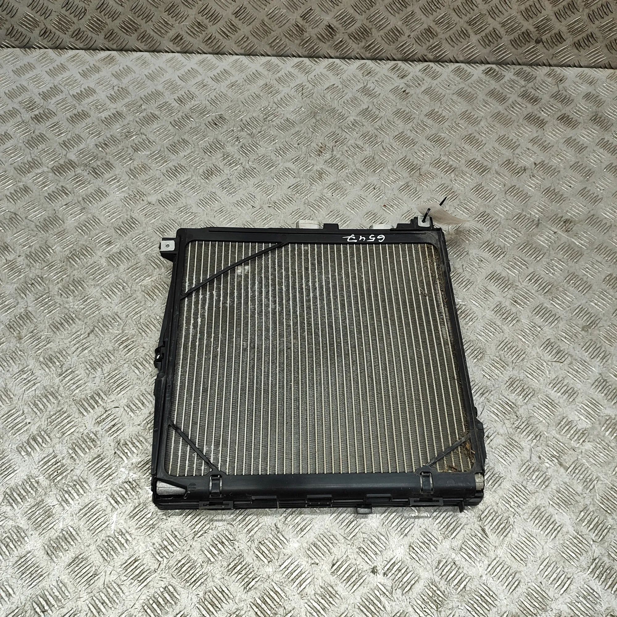 Audi e-tron GT (FW) Cooling Radiator 9J1260399B, 9J1260399BBCO Cooling Radiator AUDI...