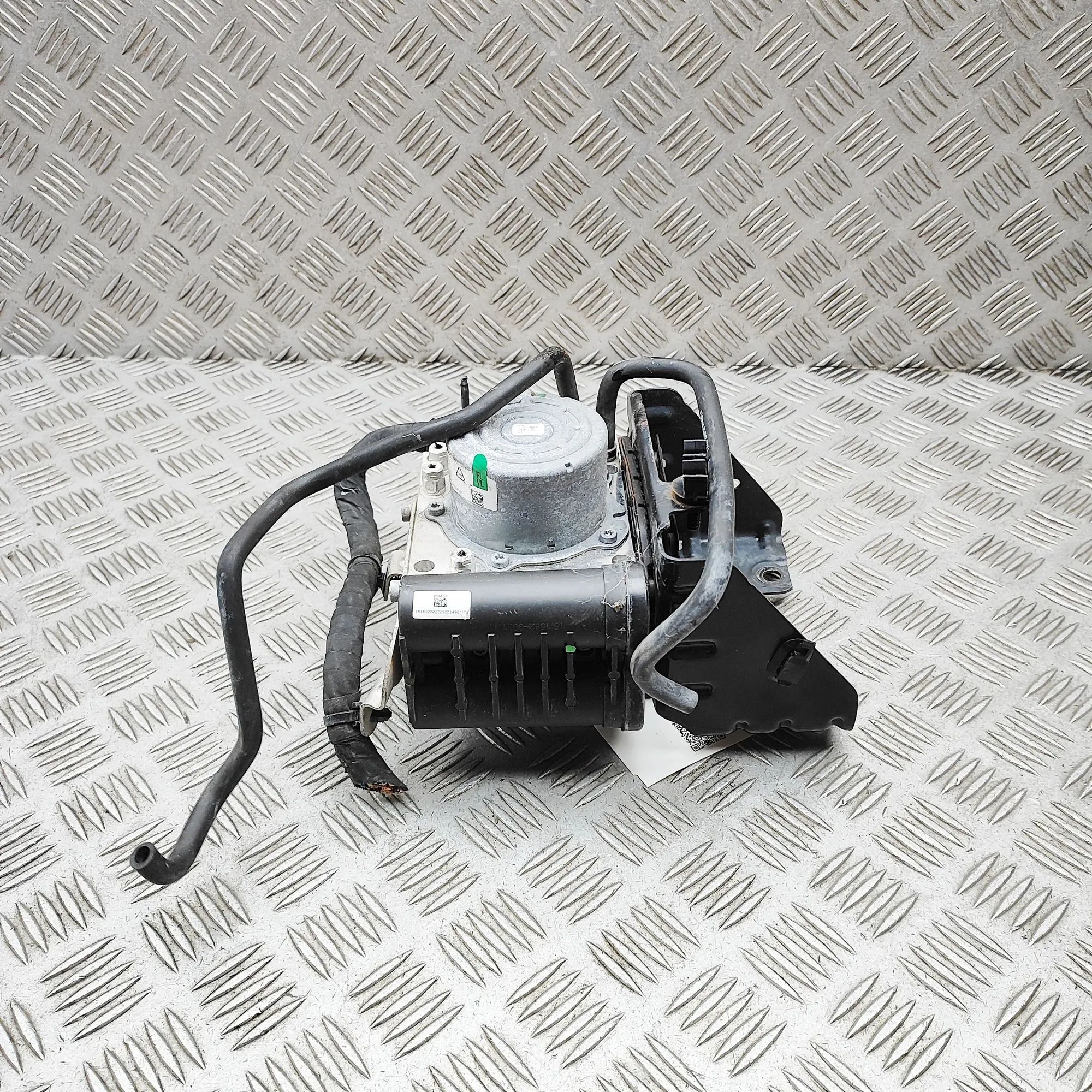 Mercedes-Benz EQS (V297 / X296) ABS Hydraulipumppu A2973206601 ABS Pump MERCEDES-BENZ EQS (V297) (...