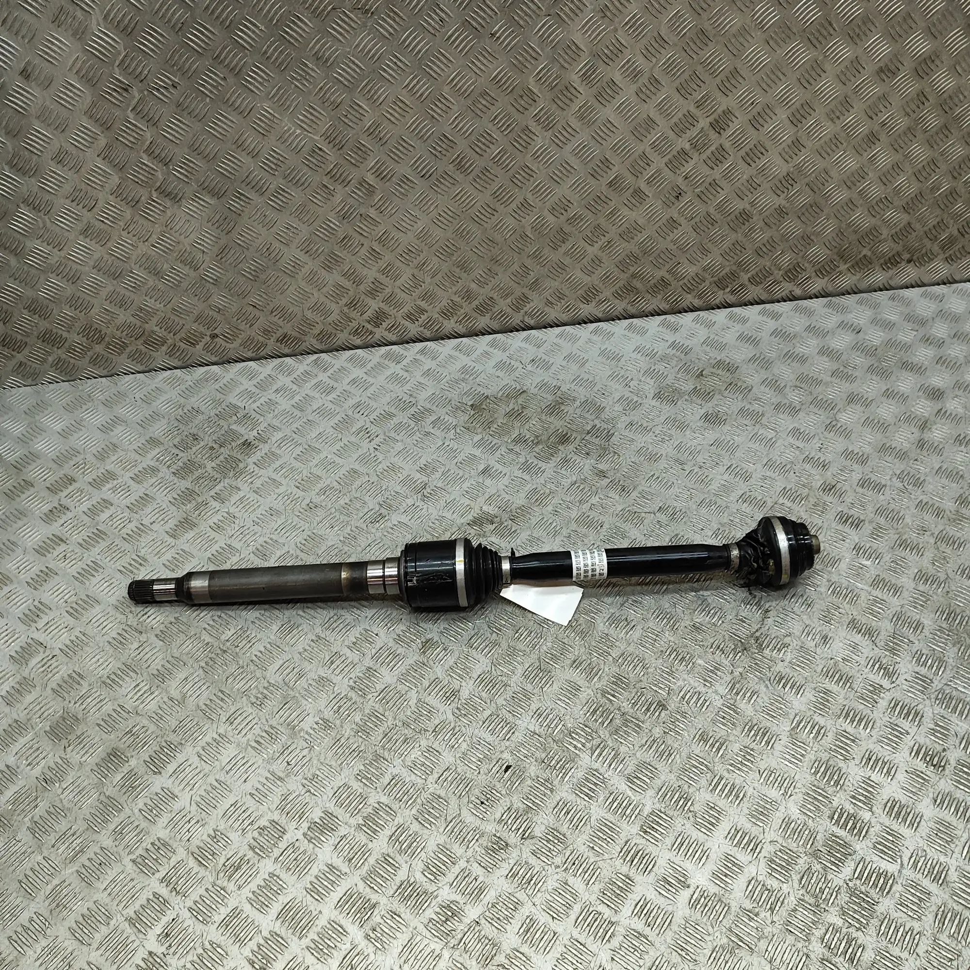 BMW 5 / i5 (G60 / G61) Rear Right Driveshaft 5A257A4 Rear Right Driveshaft BMW 5 SERIES (G60...