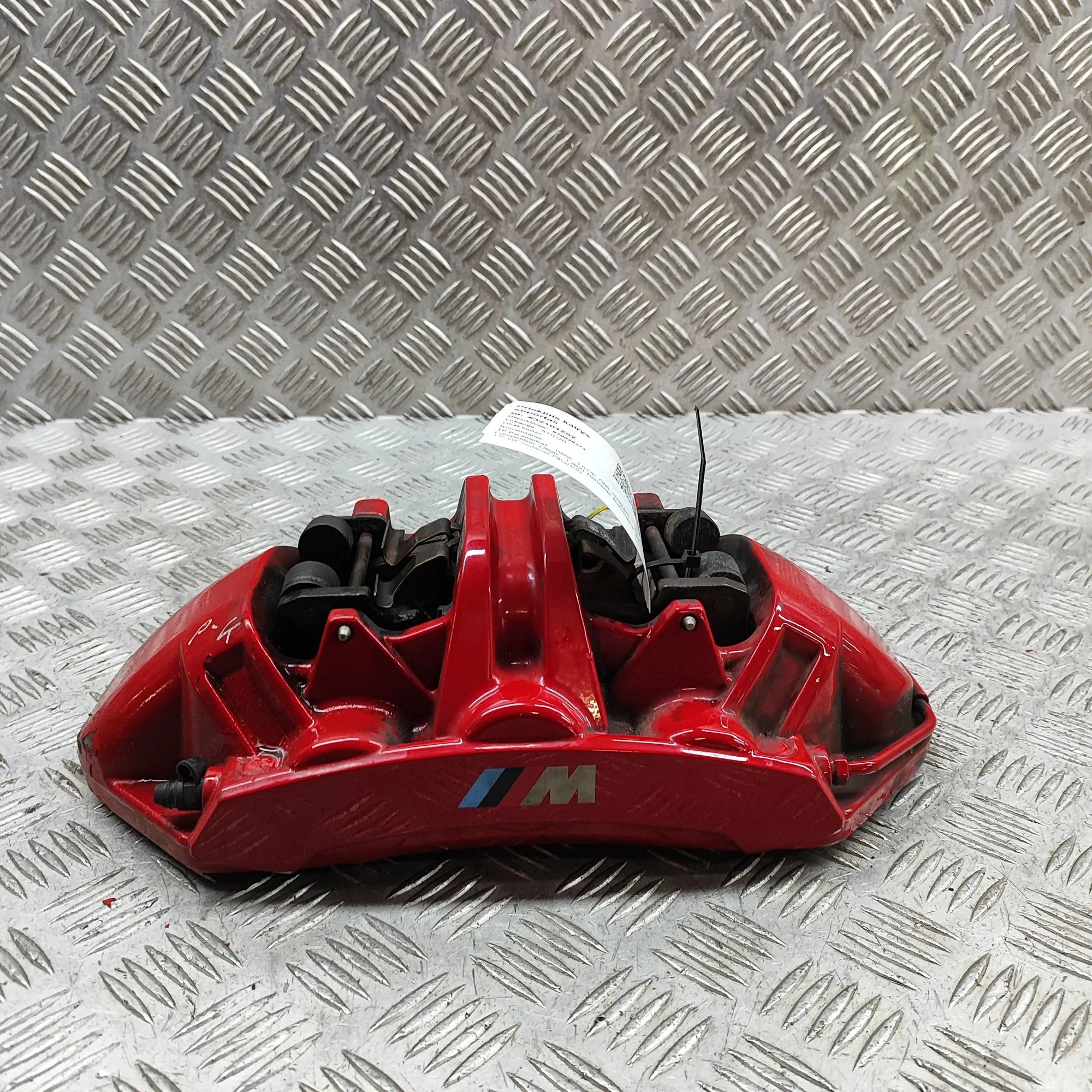 BMW 3 (G20 / G21) Front Left Brake Caliper 9501997, 9501985, 950198504 Front Left Brake Ca...