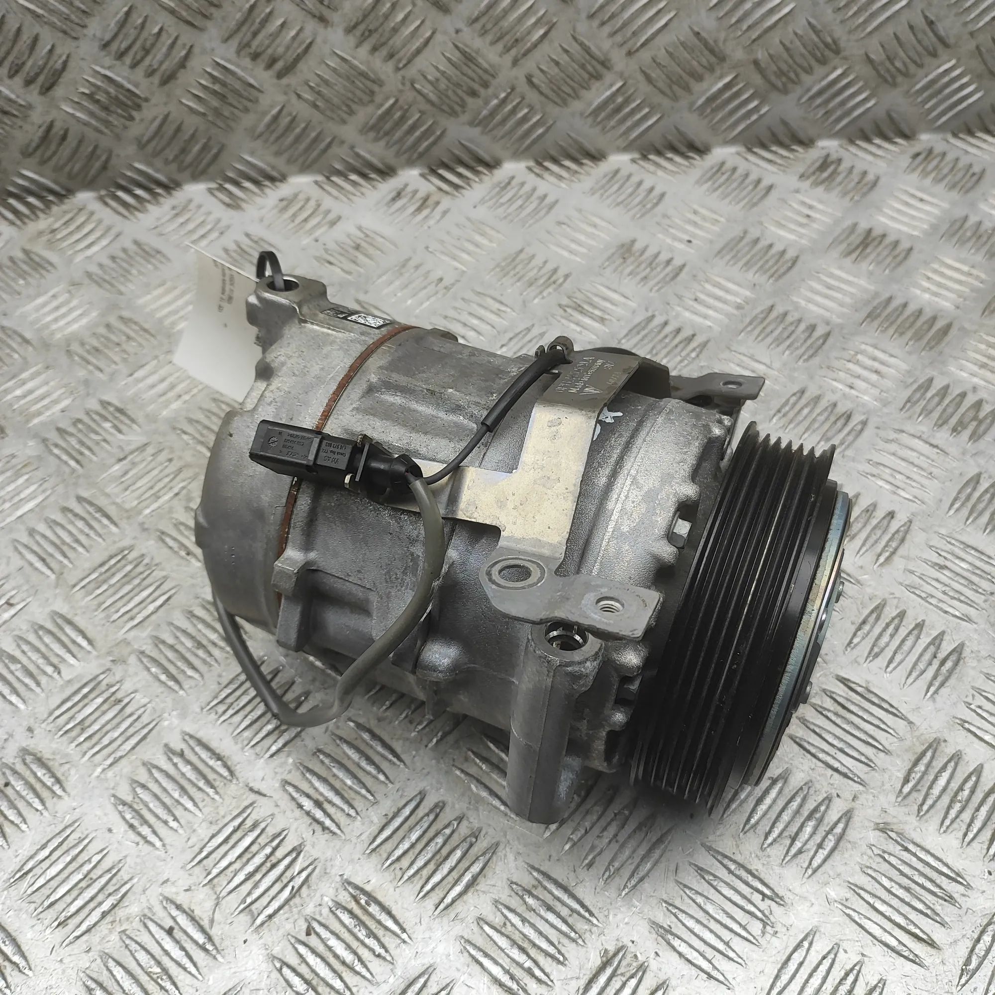 Porsche 911 (992) Air Condition A/C Pump 0PB145529A, 992260601J Air Condition A/C Pump P...