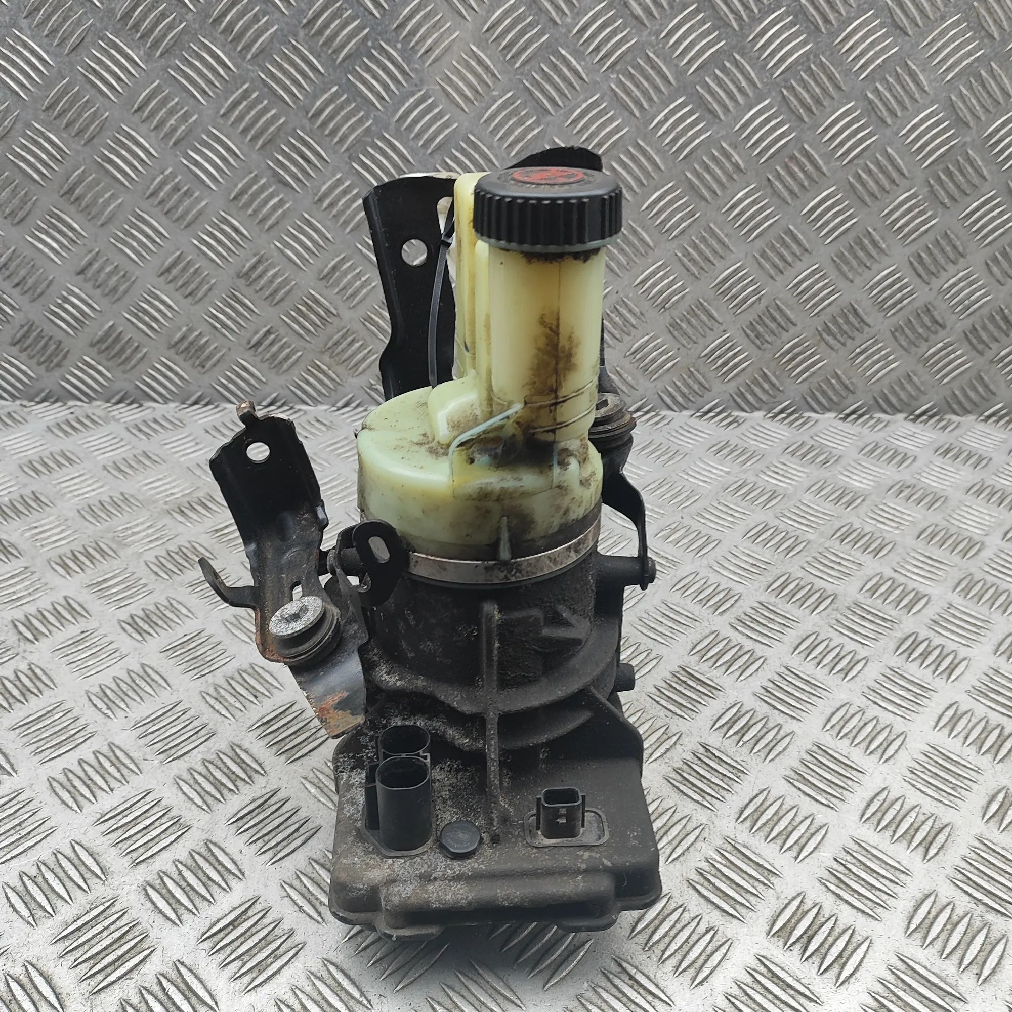 Renault Master roolivõimendi pump A0047921B, 491103543R, A0035423 Power Steering ...