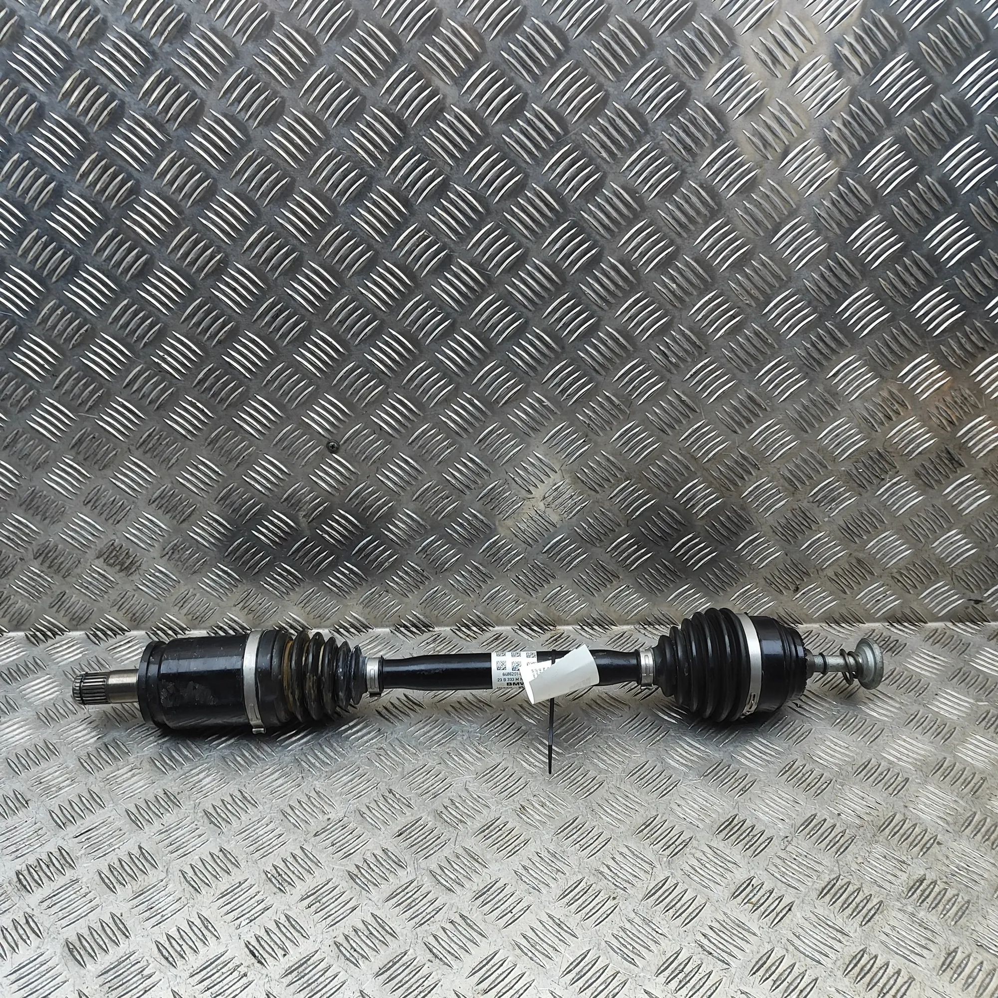 BMW X5 (G05) Front Left Driveshaft 8486201 Front Left Driveshaft BMW X5 (G05) (201...