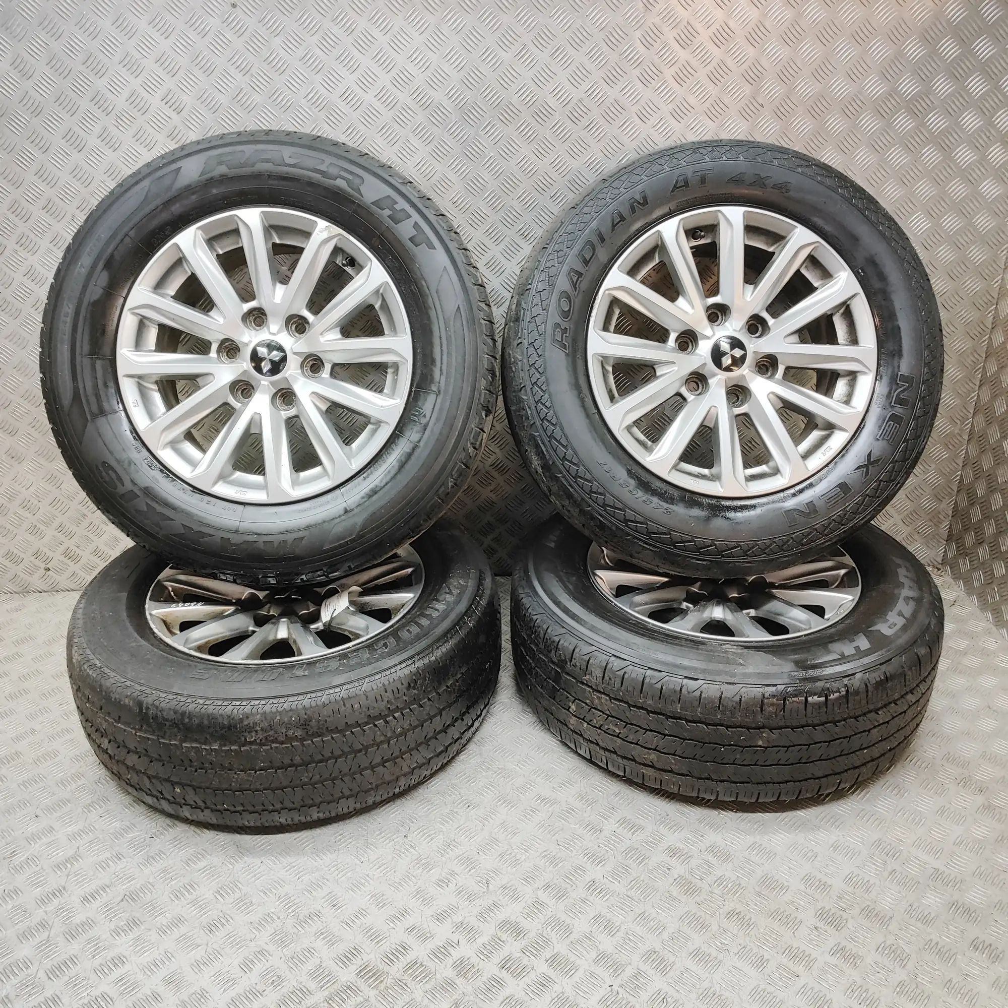 Mitsubishi Eclipse Cross Alloy Wheel Set 4250C996 Alloy Wheel Set MITSUBISHI L (200 / TR...