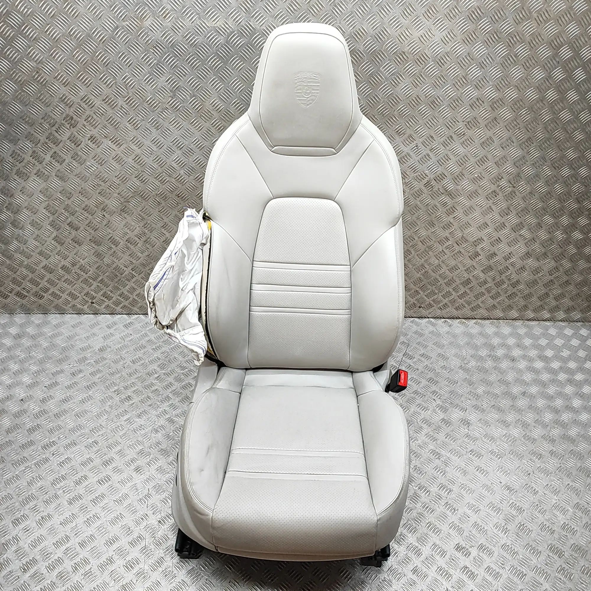 Porsche Cayenne Front Right Seat 9Y3881376C, PAB881106A, 9Y3881806A Front Right ...