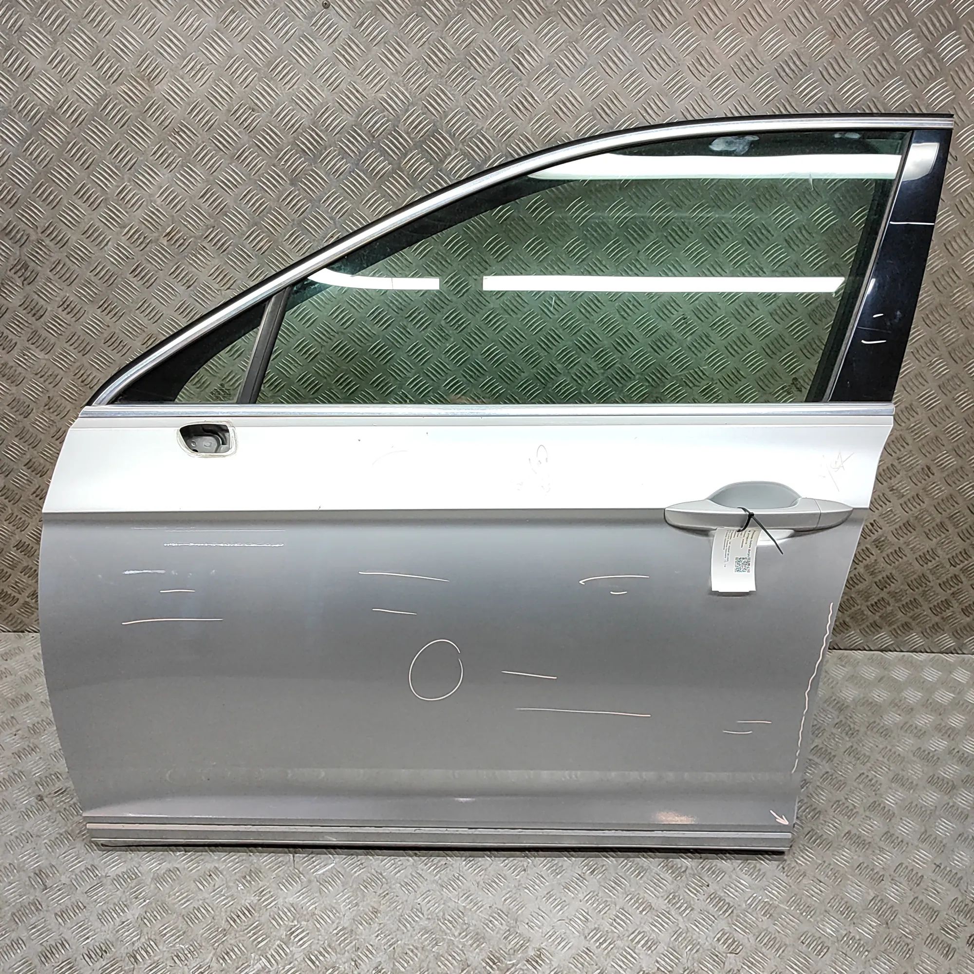Volkswagen Passat (B8) Front Left Door 3G0831311F, 3G0831055AG Front Left Door VW PASS...