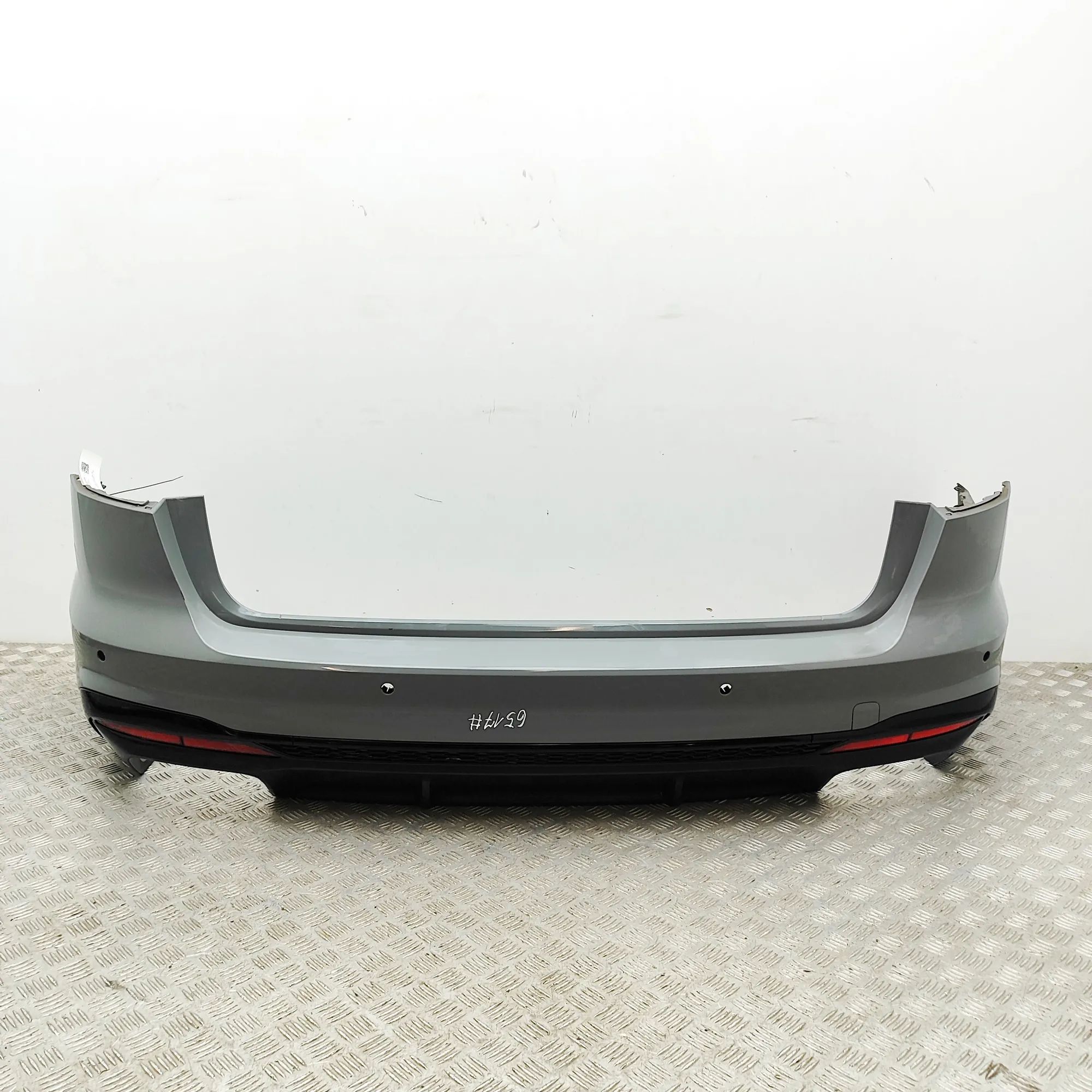 Audi A4 (B9) rear bumper 8W9807511AC, 8W9807511AD, 8W9807511AB Rear Bump...