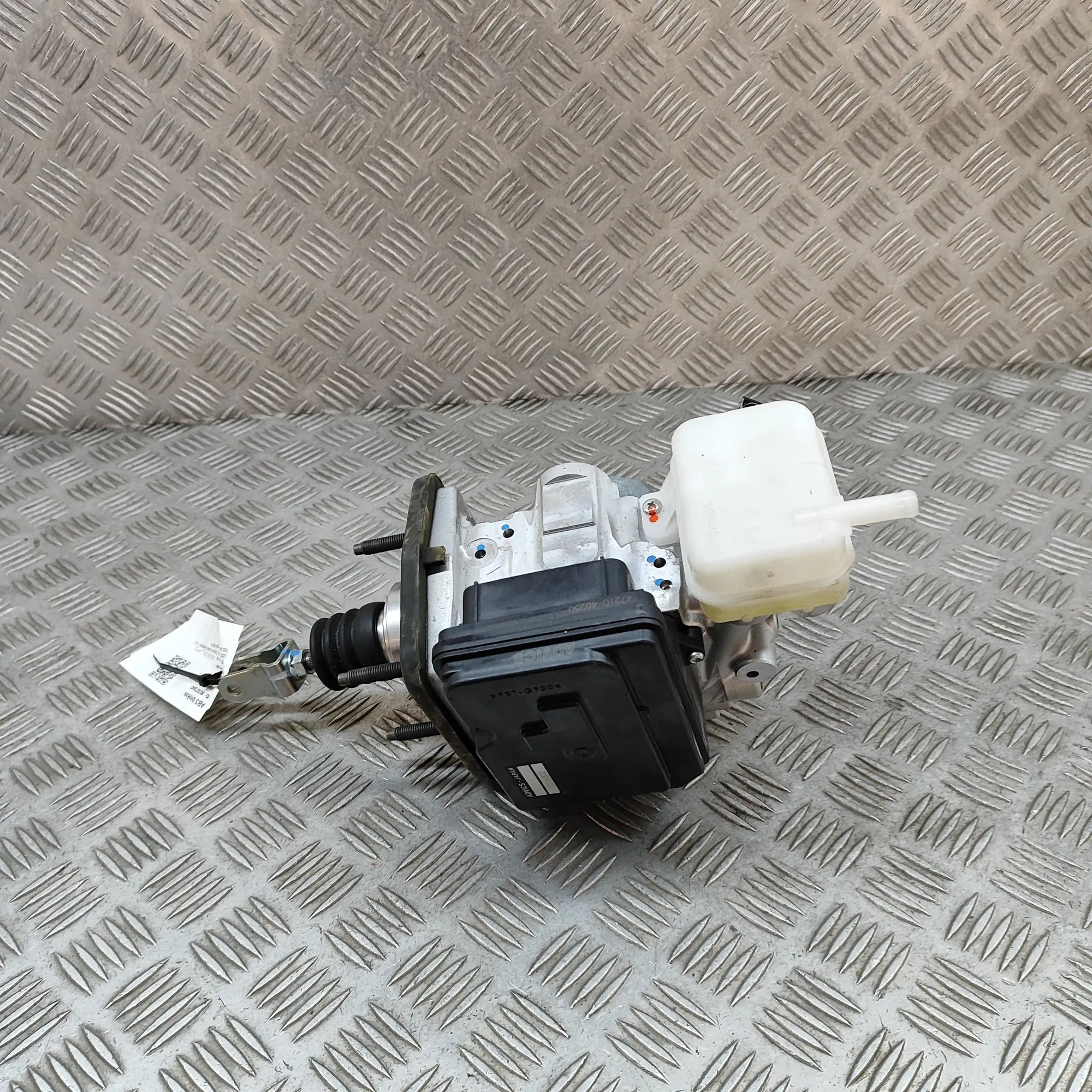 Lexus RX Brake Servo Booster 47050-48470 Brake Servo Booster LEXUS RX (_LA1_...