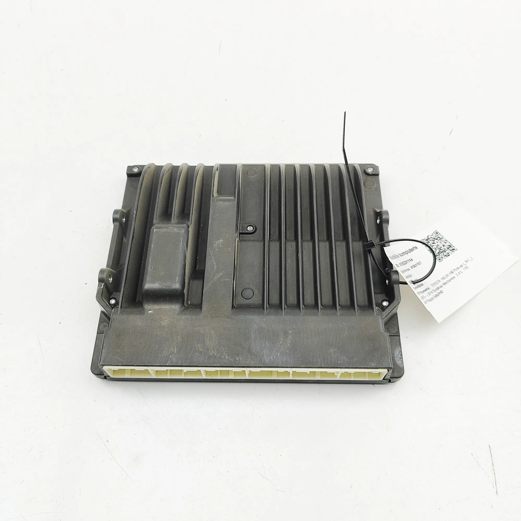 Toyota Hilux Engine Control Unit 89661-FAE30 Engine Control Unit TOYOTA HILUX (V...