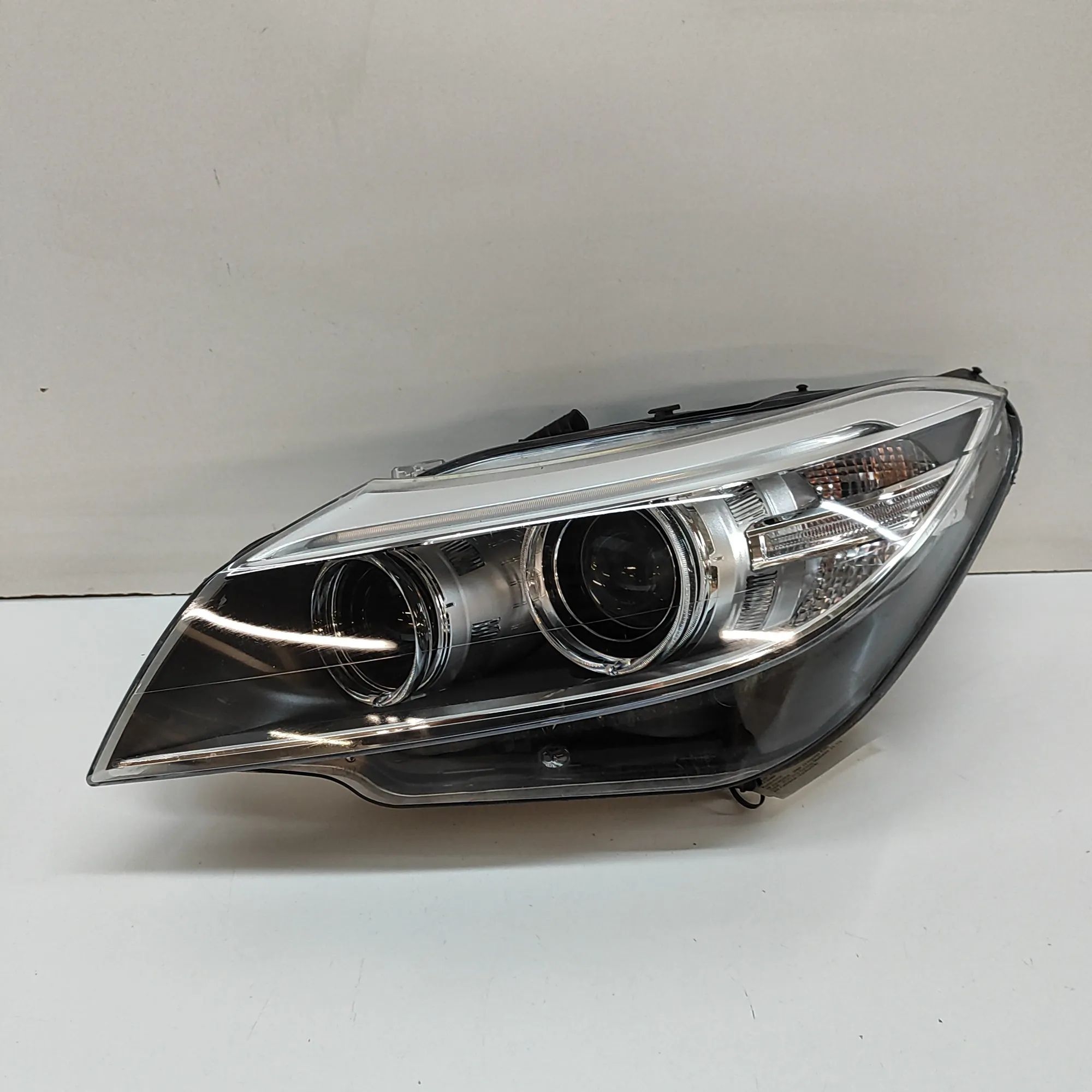 BMW Z4 (E89) Front Left Headlight