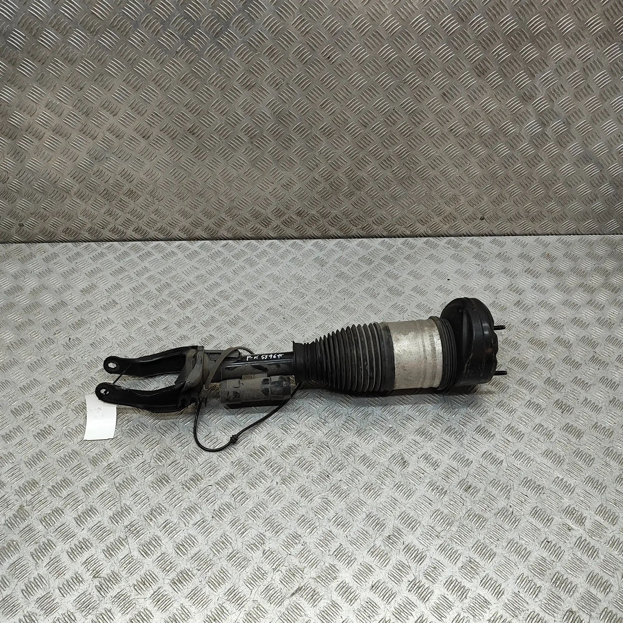 Mercedes-Benz GLE (W167) Front Left Air Shock Absorber A1673203113 Front Left Air Shock Absorber MERCE...