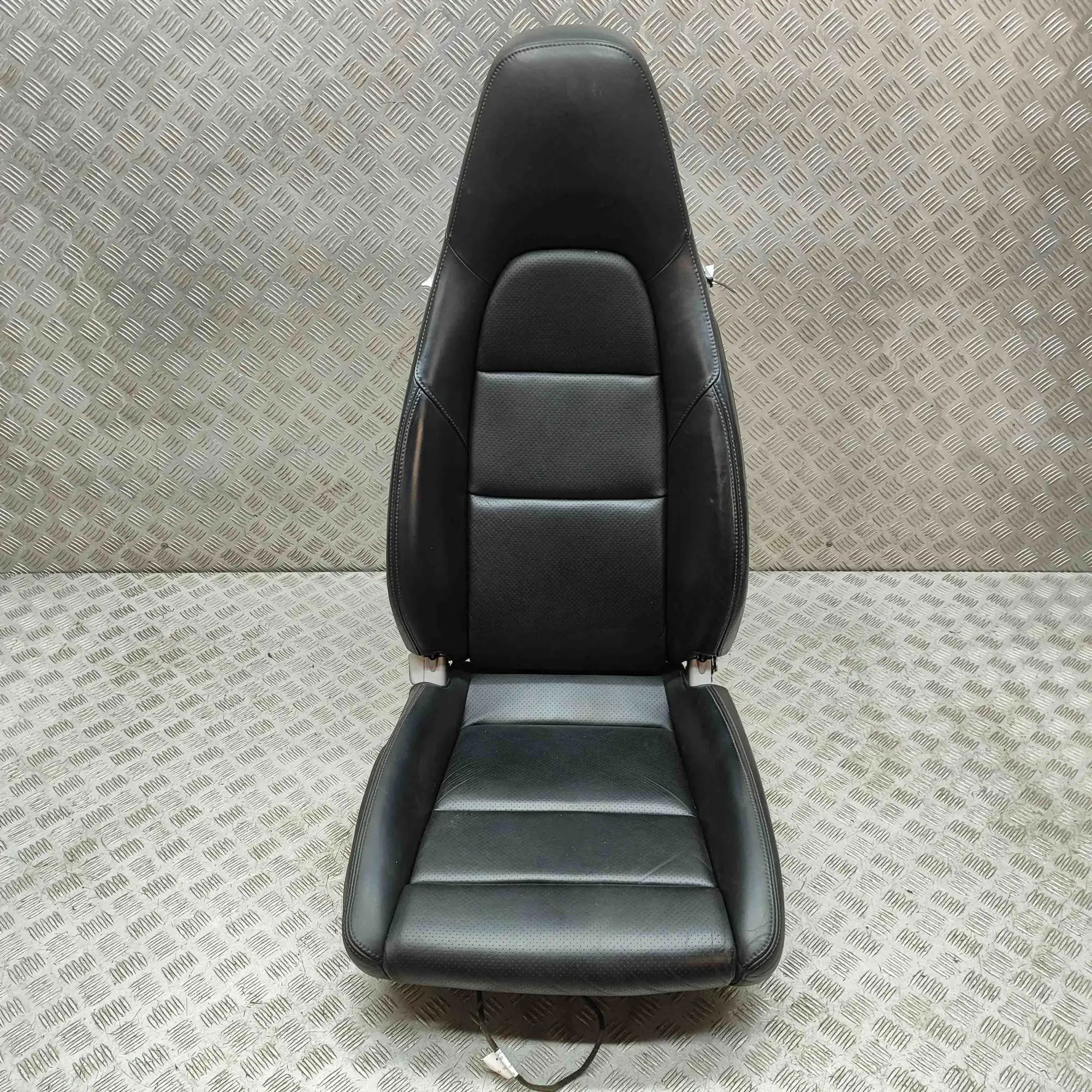 Porsche 911 (991) Front Left Seat 9P1881105G Front Left Seat PORSCHE 911 (991) (2...