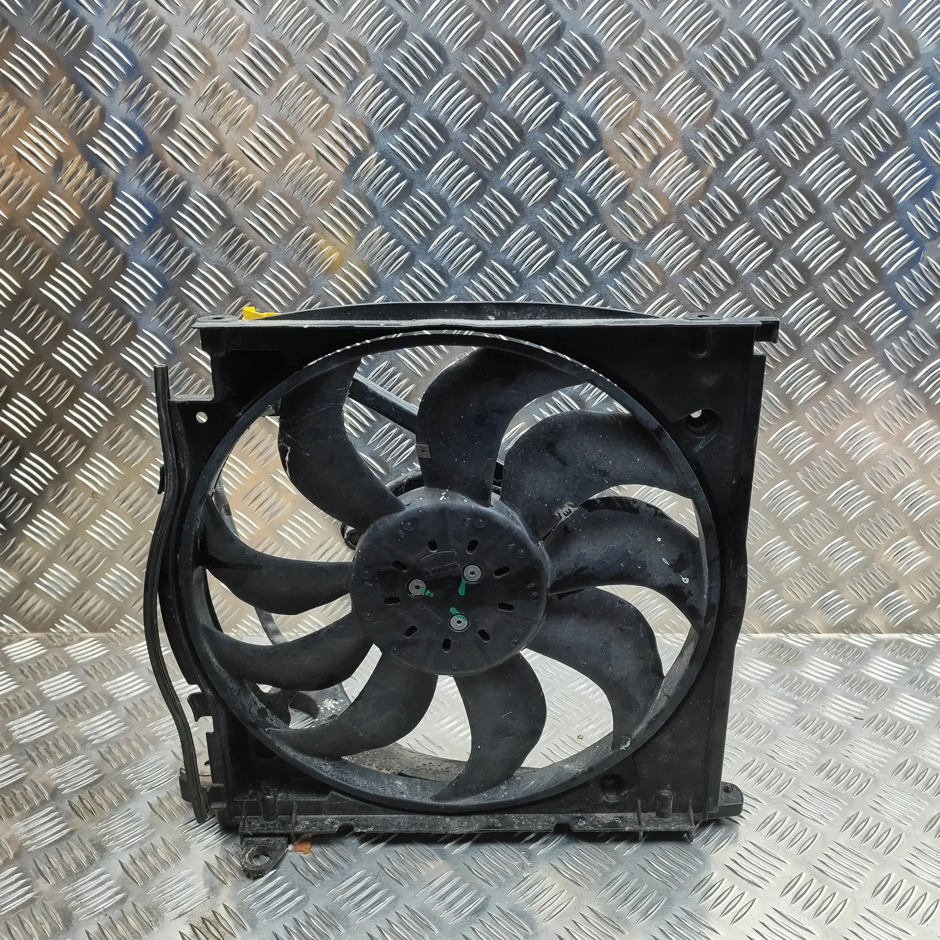 Porsche 911 (991) Engine Cooling Fan Shroud 99110615502, 9P1959455B Engine Cooling Fan Shro...