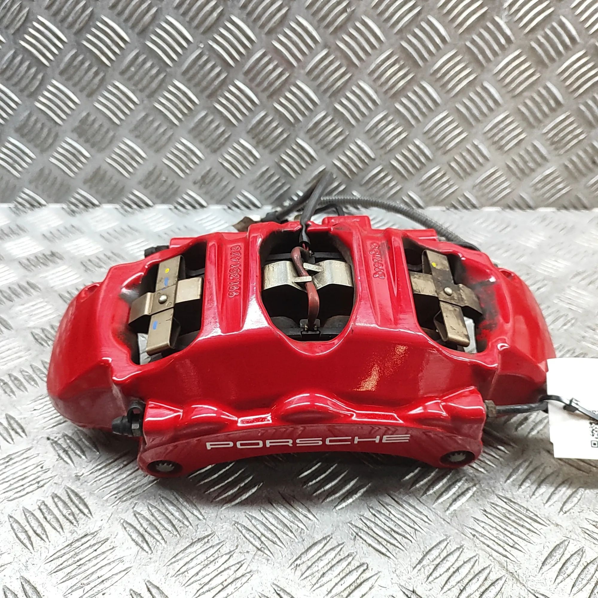 Porsche 911 (992) Front Left Brake Caliper 991351423, 992615105CH Front Left Brake Caliper...