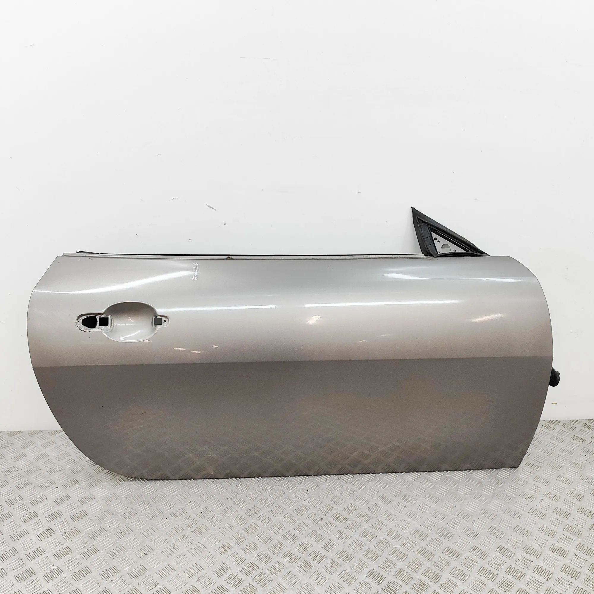 Jaguar XK Front Right Door 6W83-20124-AN Front Right Door JAGUAR XK (Coupe...