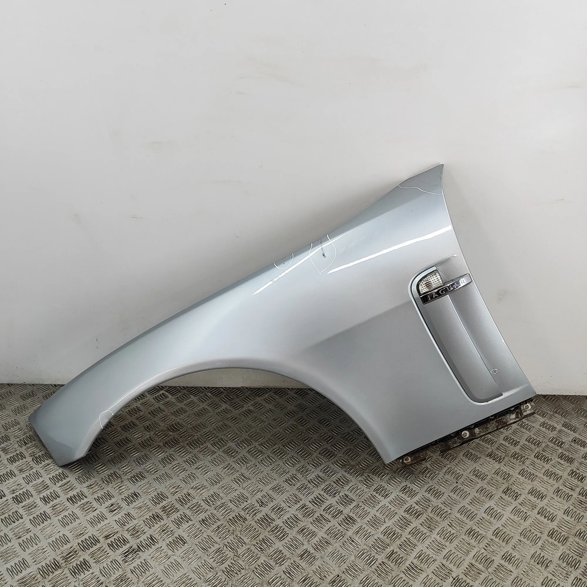 Jaguar XK Front Left Fender 6W8316006AM Front Left Fender JAGUAR XK (Coupe ...