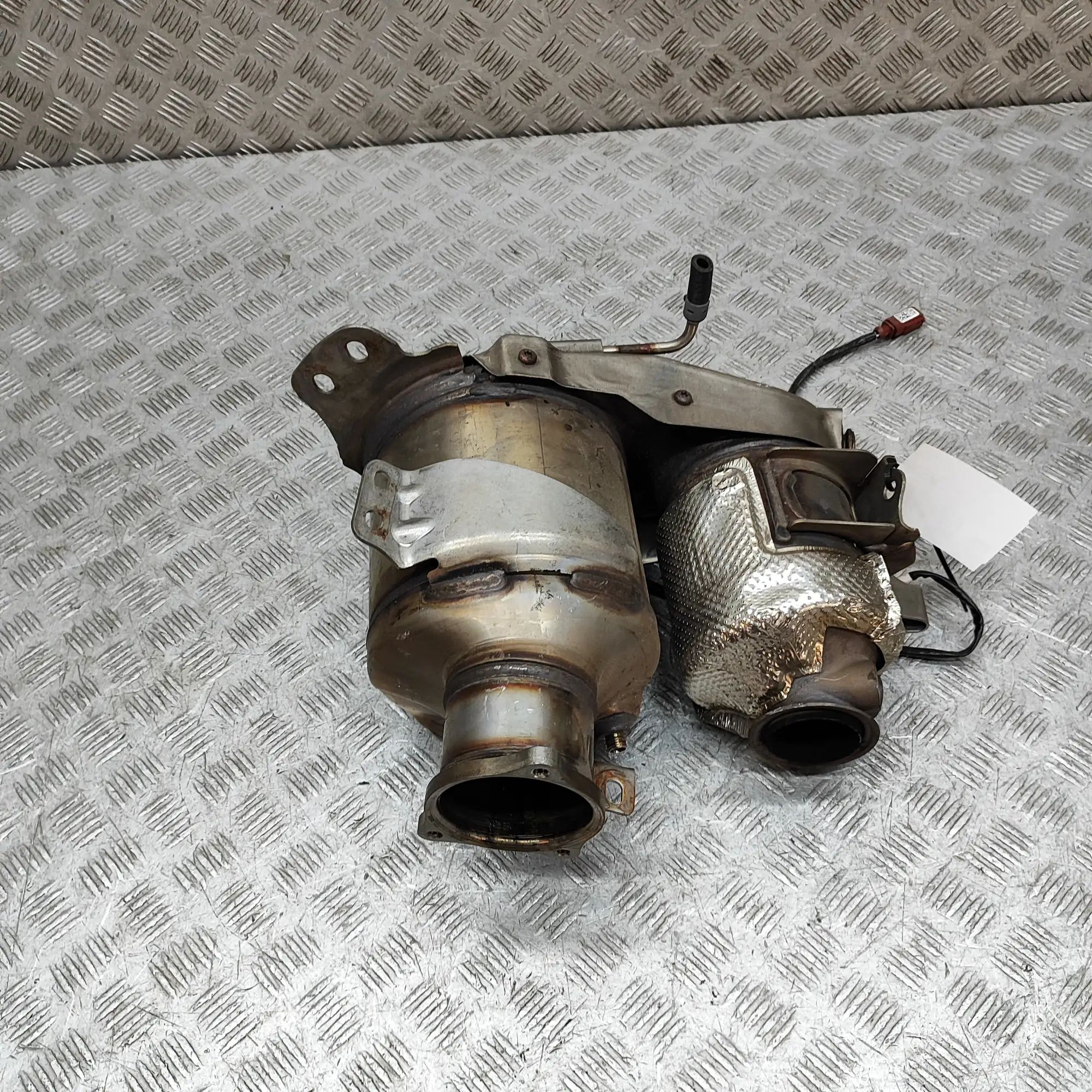 Audi Q5 (FY) Catalyst Converter 04L166CA, 04L181AA, 04L131670S, 04L131765BP Cat...
