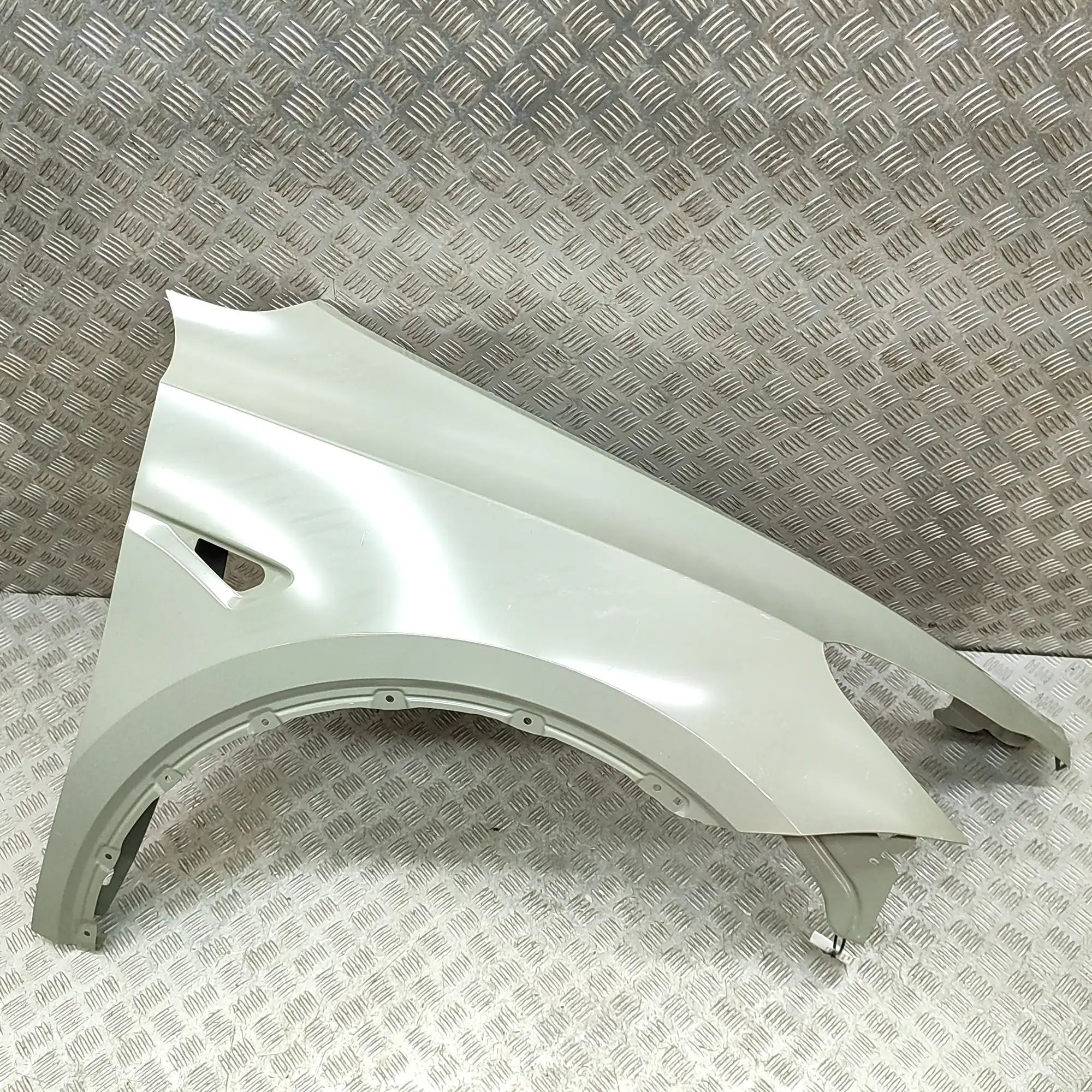 Tesla Model Y Front Right Fender 1493472-00-C Front Right Fender TESLA MODEL Y (...