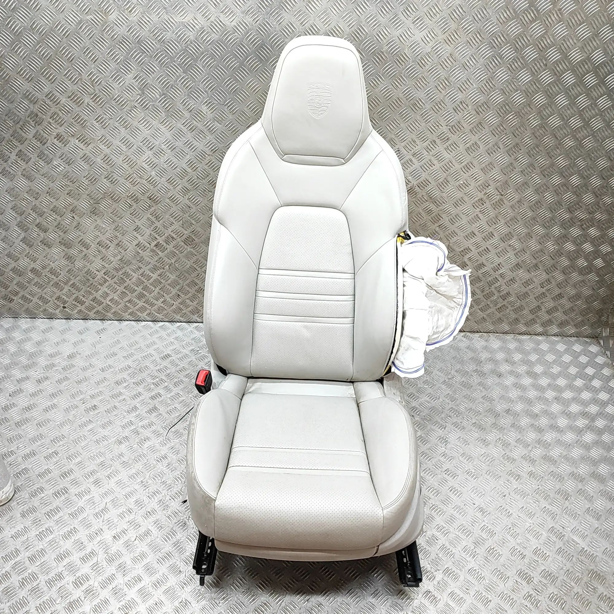 Porsche Cayenne Front Left Seat 9Y3881375B, 9Y3881805A, PAB881105A Front Left S...