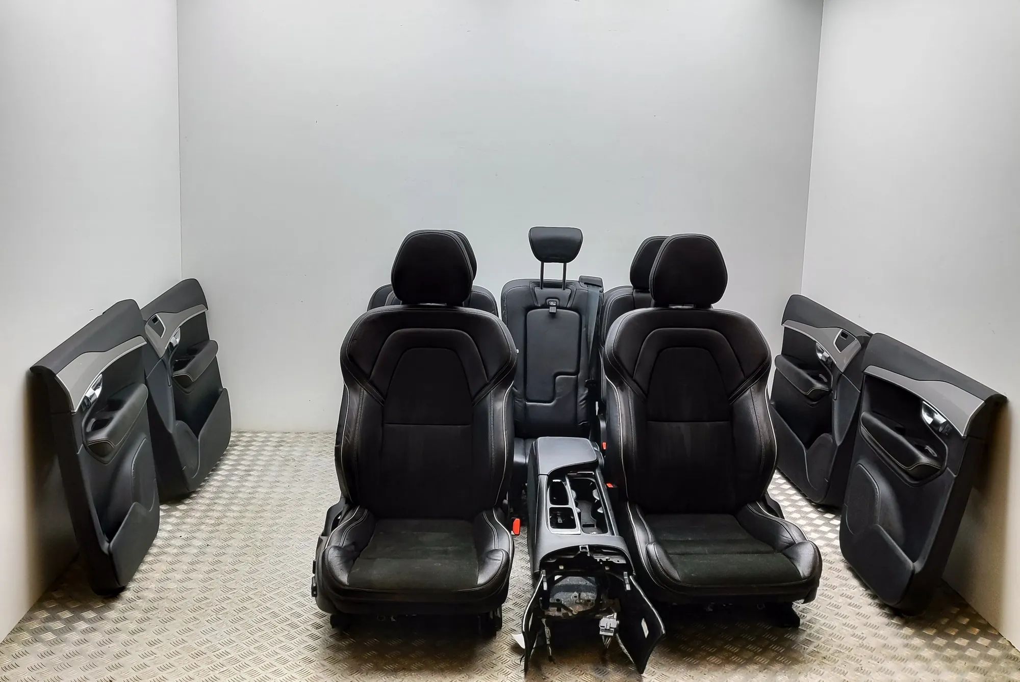 Volvo XC90 Interior Seats W/ Door Cards Kit 31498851, 31377308, 31498850, 32260435, 3144796...