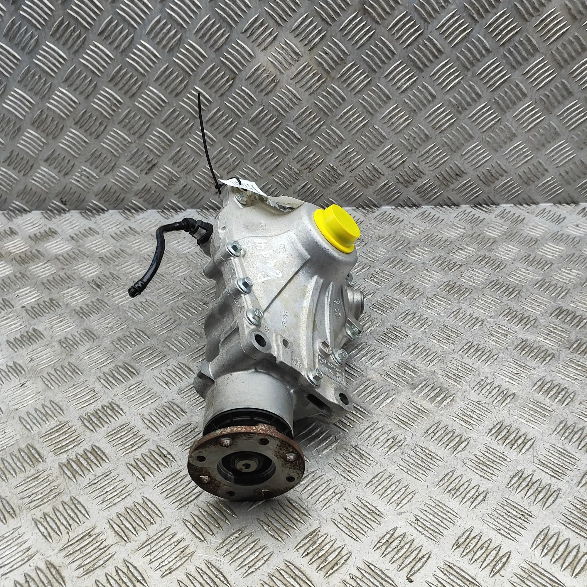 BMW X3 / iX3 (G01) передний редуктор 8487443 Front Differential BMW X3 (G01, F97) (2...