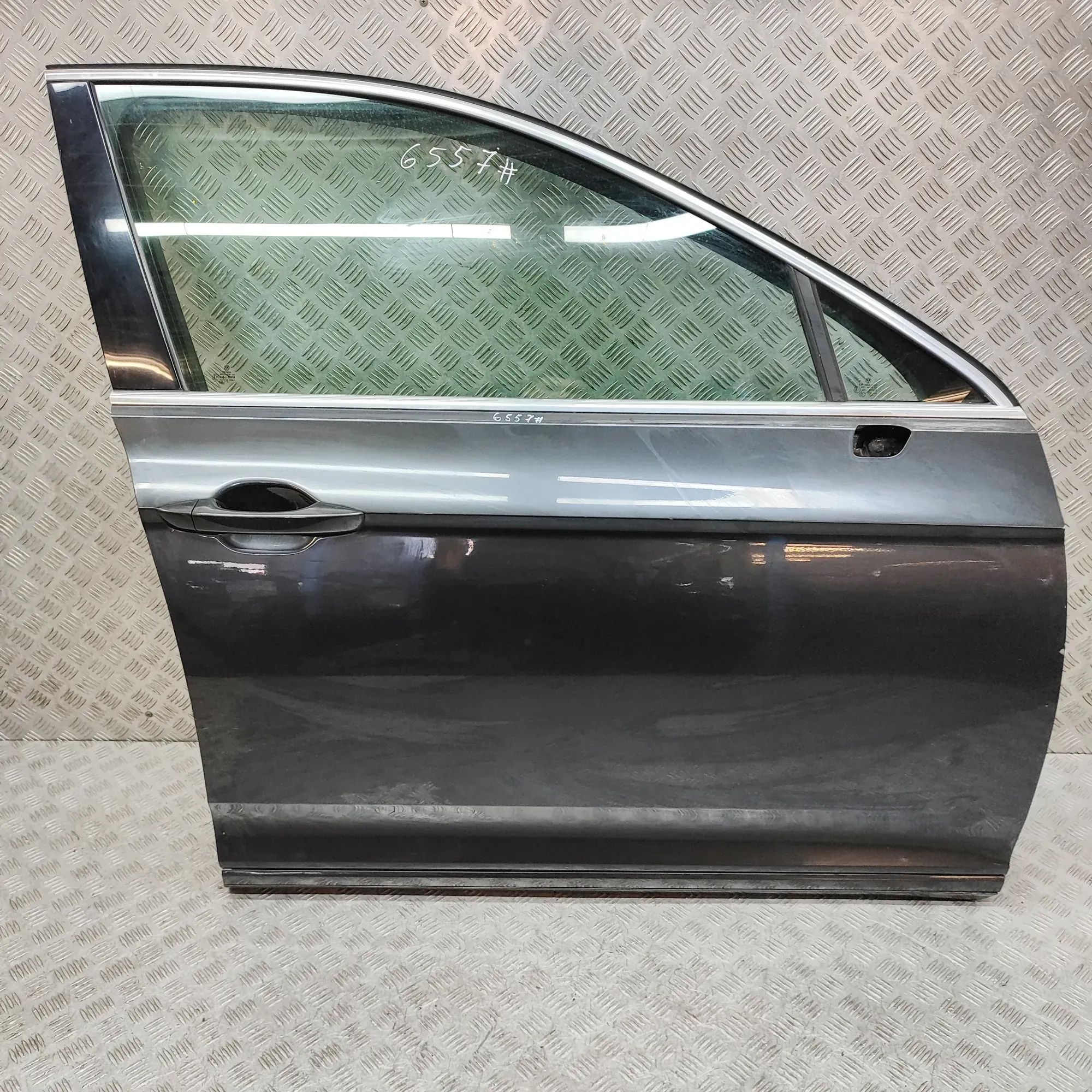Volkswagen Passat (B8) Front Right Door 3G0831312K Front Right Door VW PASSAT (B8 3G2) ...
