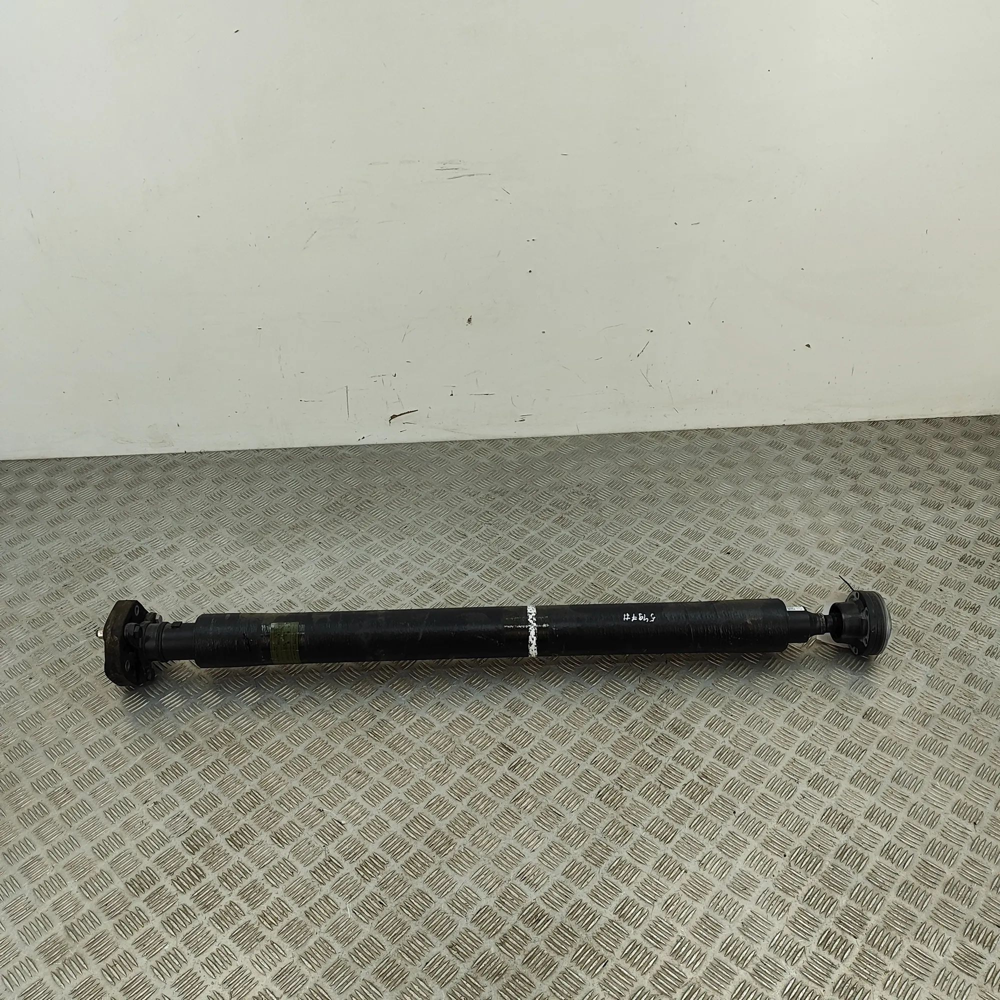 Alfa-Romeo Stelvio Propshaft Cardan Rear Part 46340800 Propshaft Cardan Rear Part ALFA ROMEO ...