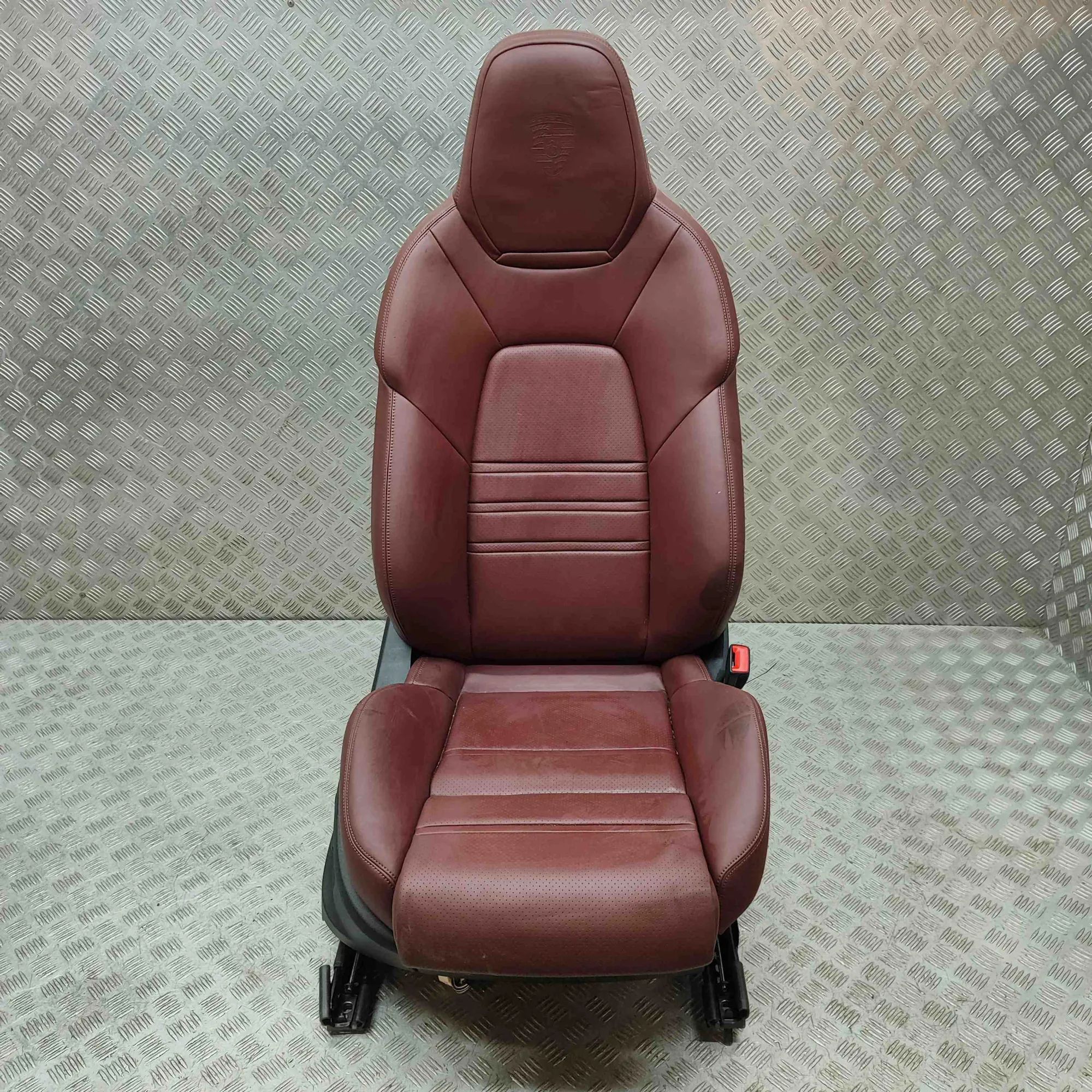 Porsche Cayenne Front Right Seat 9Y0881004 Front Right Seat PORSCHE CAYENNE (Cou...