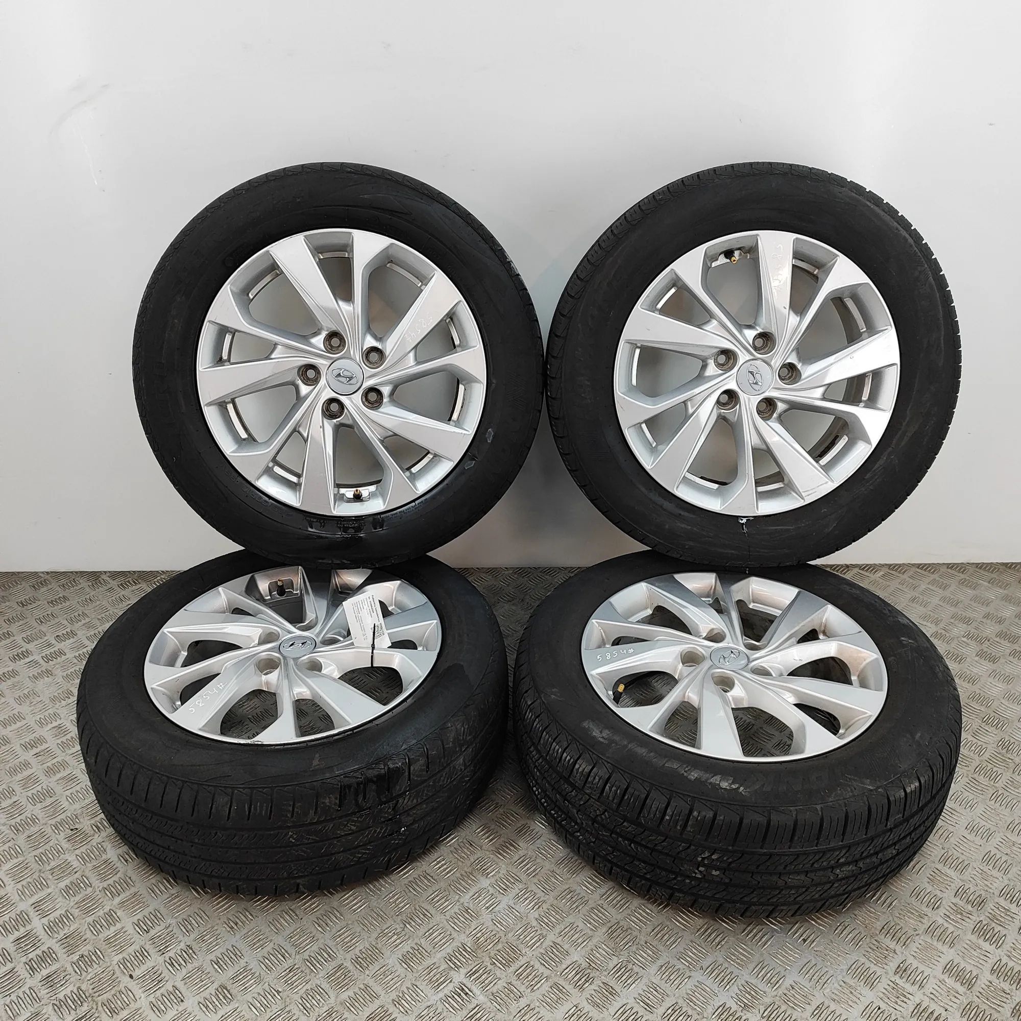 Hyundai Tucson Alloy Wheel Set 52910-D7290 Alloy Wheel Set HYUNDAI TUCSON (TL,...