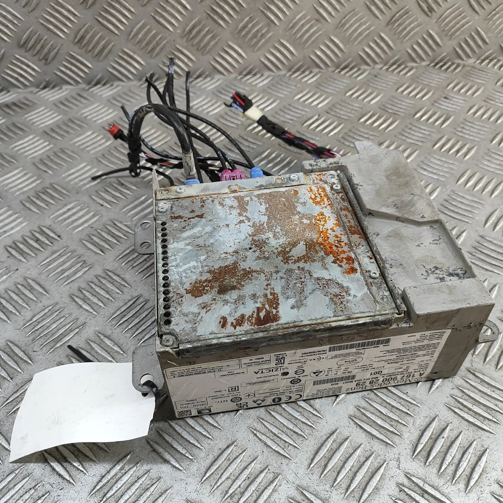 Mercedes-Benz GLE (W167) Music Navi CD Radio Player Head Unit A1779012807, A1679002829 Music Navi CD Radio Pl...