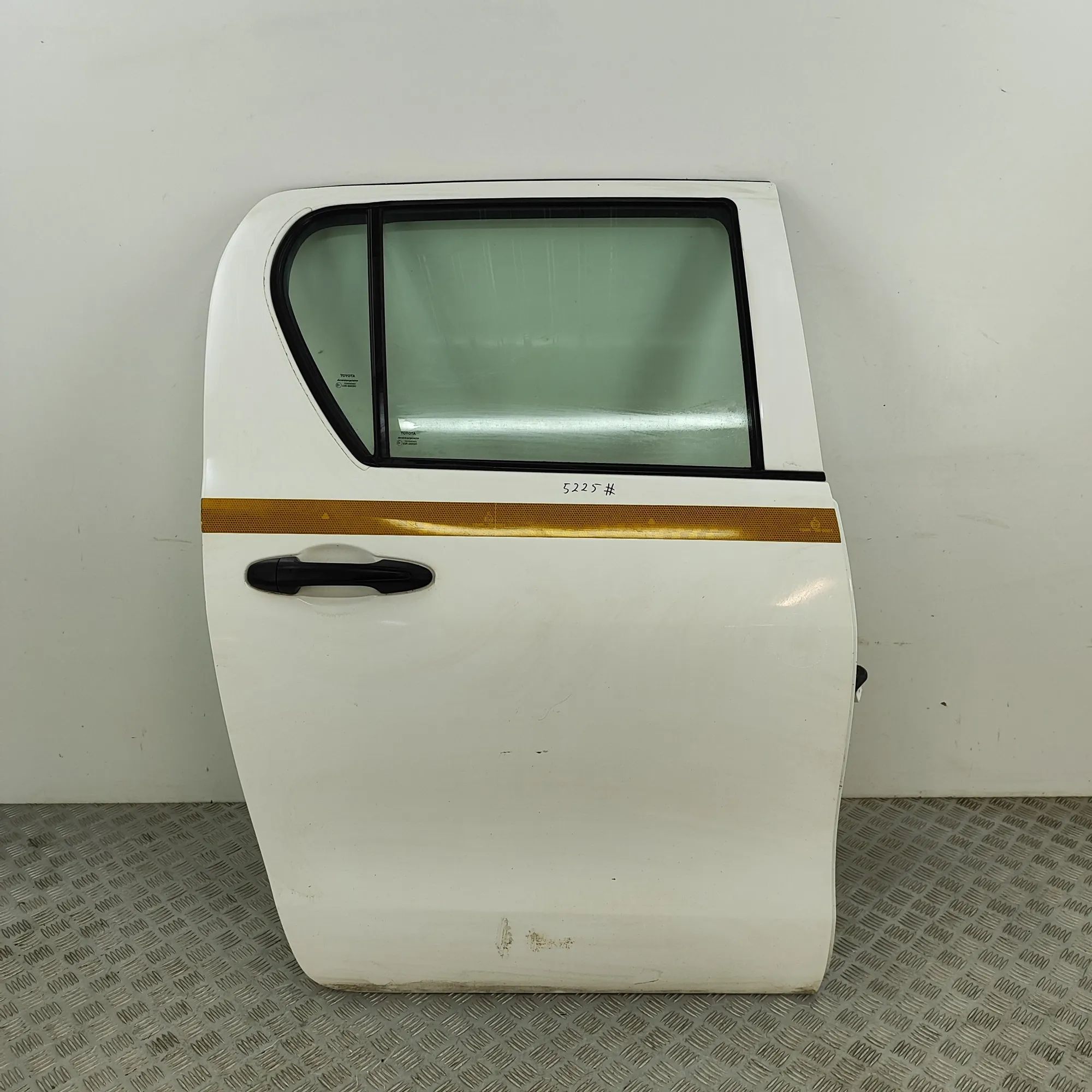 Toyota Hilux Rear Right Door 67003-KK011 Rear Right Door TOYOTA HILUX (VIII ...