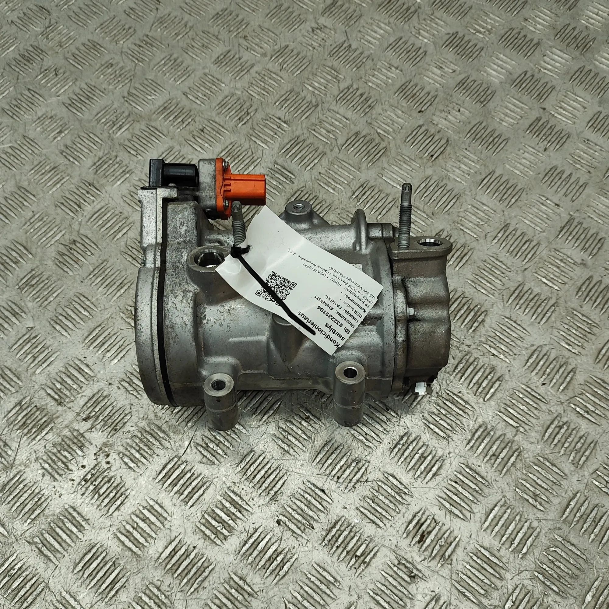 Ford Kuga Air Condition A/C Pump 042400-2150, PZ1A-19D623-DA Air Condition A/C P...