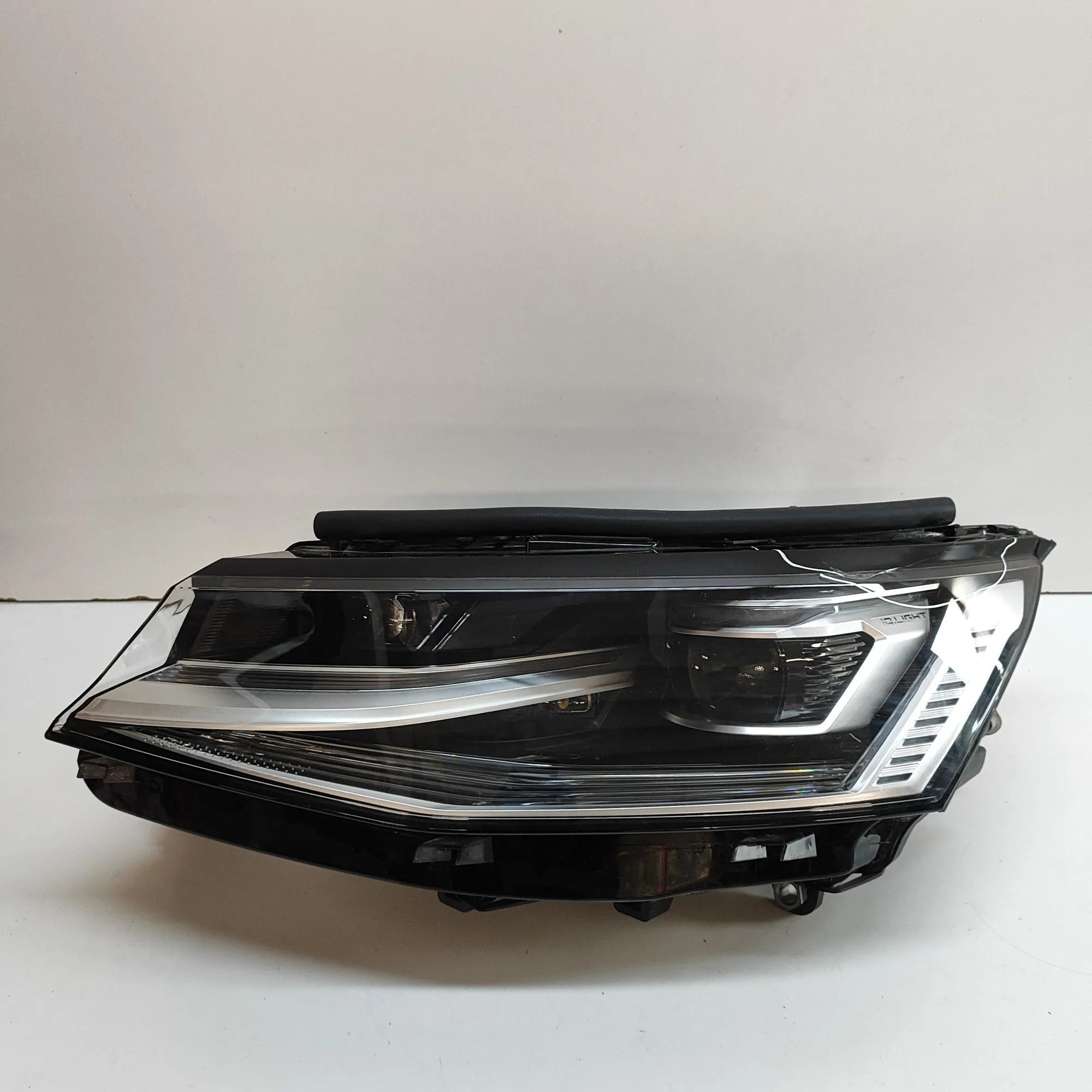 Volkswagen Multivan (T7) Front Left Headlight 992941572AG, 7T2941081C Front Left Headlight VW...