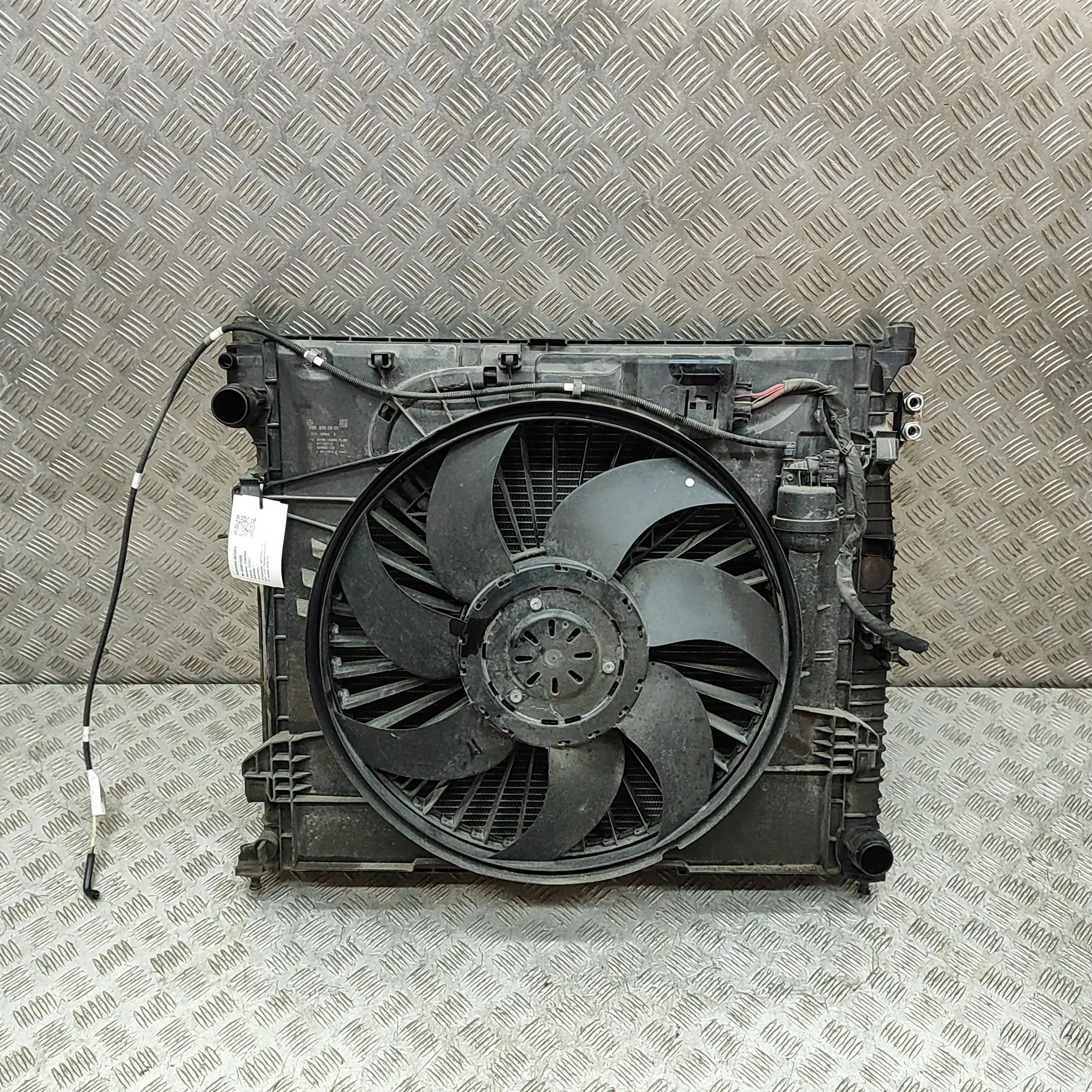 Mercedes-Benz A (W169) Cooling Radiator Pack A0999060900, A0995000002, A0995000004, A0995001...