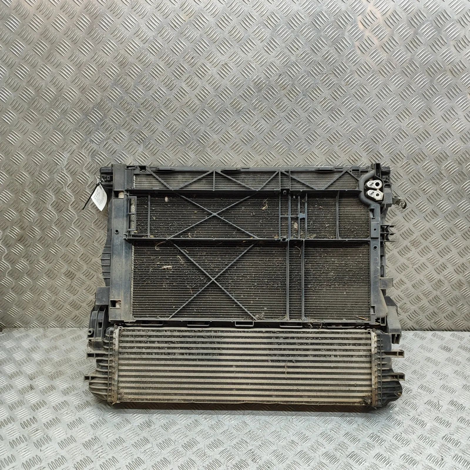 Mercedes-Benz Sprinter (W907 / W910)  Cooling Radiator Pack A9105010900, A0995003500, A9105000200 Cooling R...