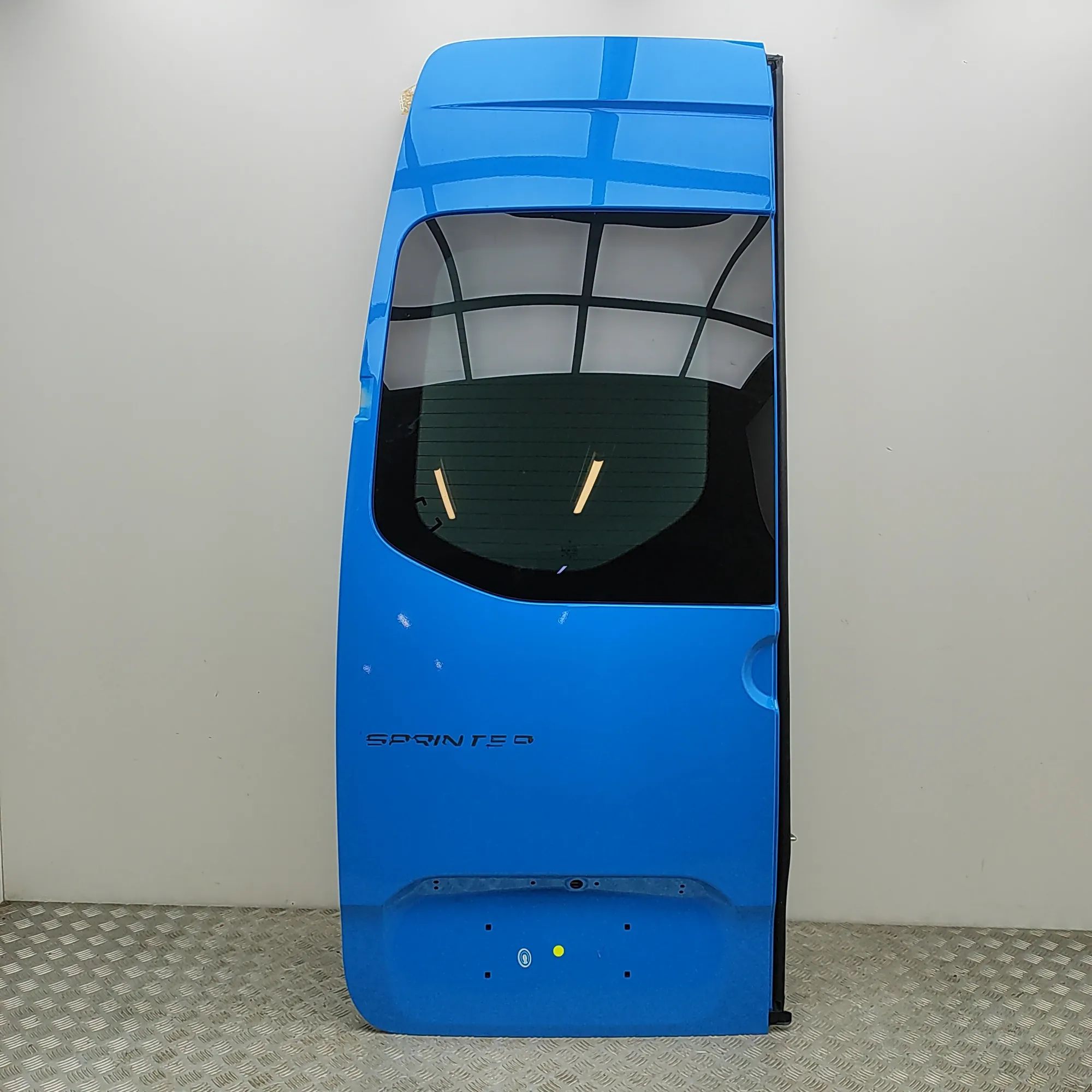 Mercedes-Benz Sprinter (W907 / W910)  Rear Left Door A9077422200 Rear Left Door MERCEDES-BENZ SPRINT...